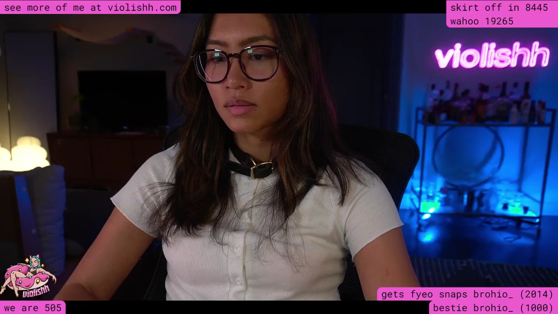 Gallery image thumbnail from violishh's myfreecams stream on, 03/28/2026, 01:52 image 14 of 20