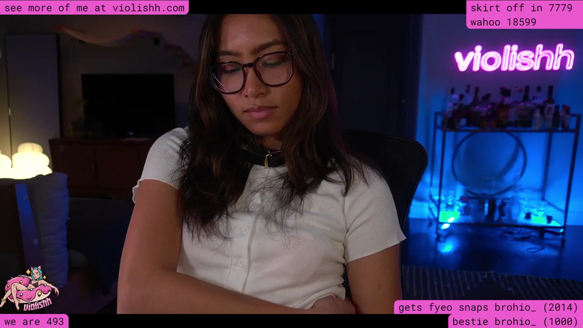 Gallery image thumbnail from violishh's myfreecams stream on, 03/28/2026, 01:52 image 15 of 20