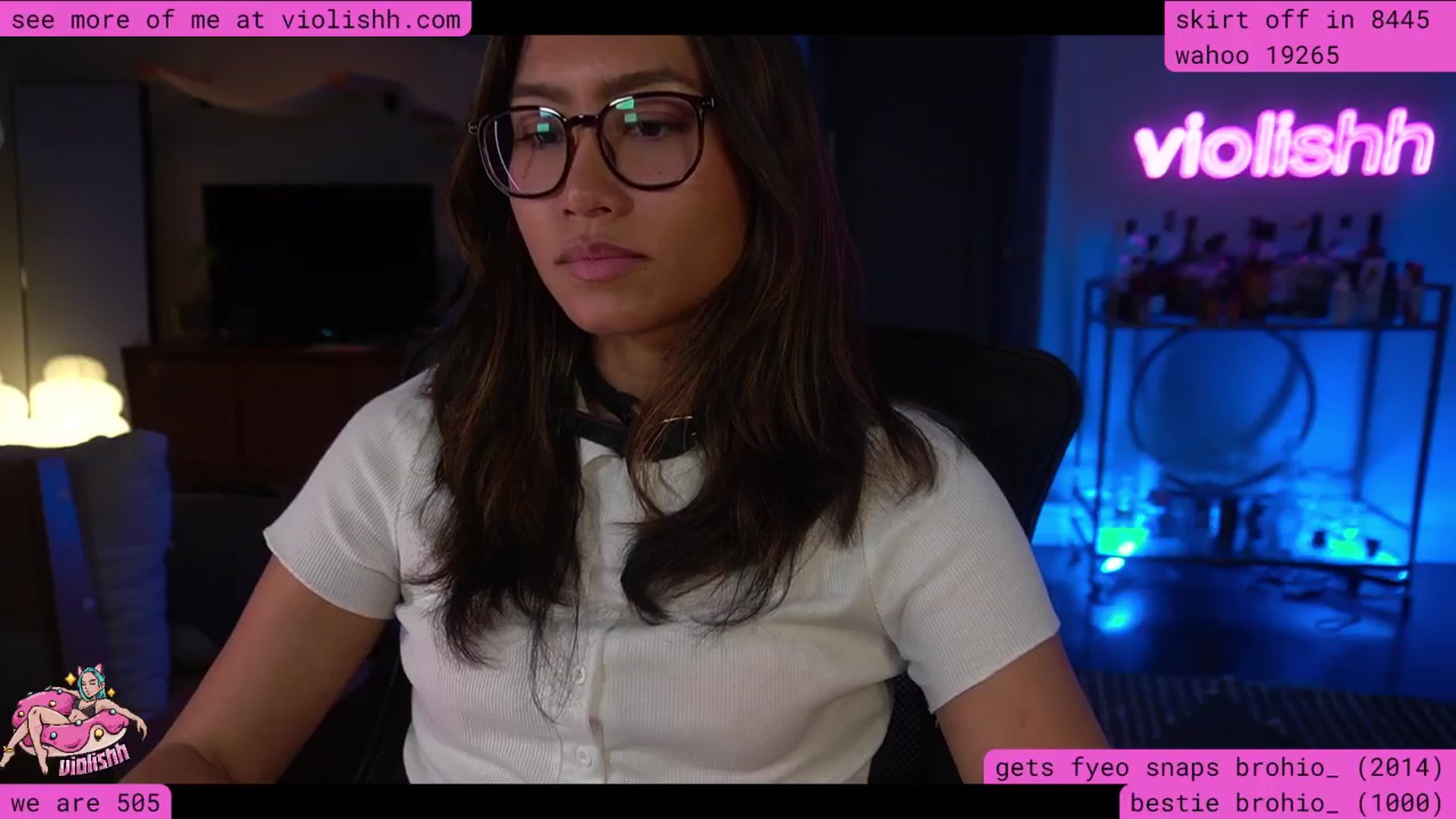 Gallery image thumbnail from violishh's myfreecams stream on, 03/28/2026, 01:52 image 6 of 20
