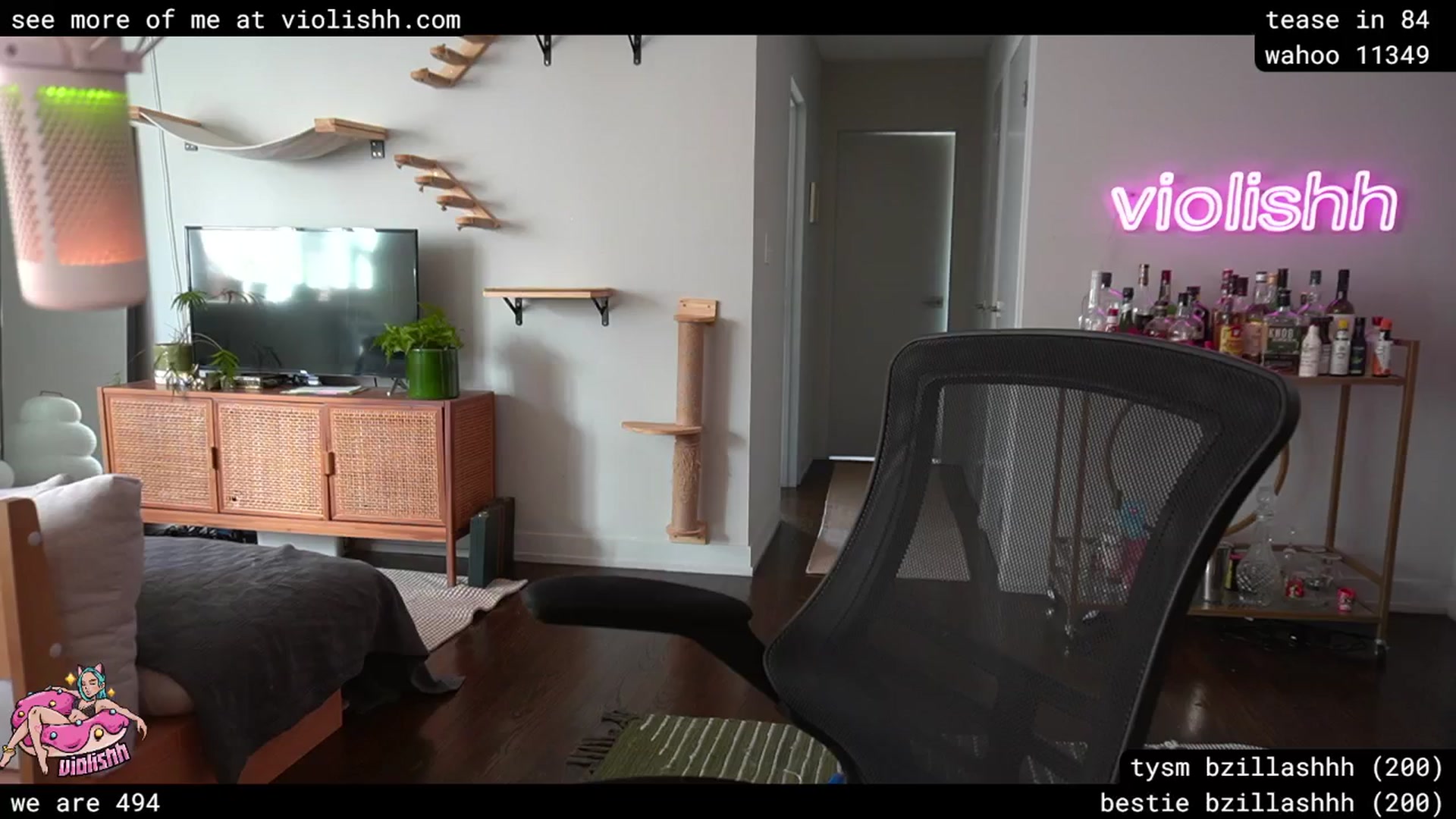 Gallery image thumbnail from violishh's myfreecams stream on, 03/30/2026, 21:35 image 17 of 20