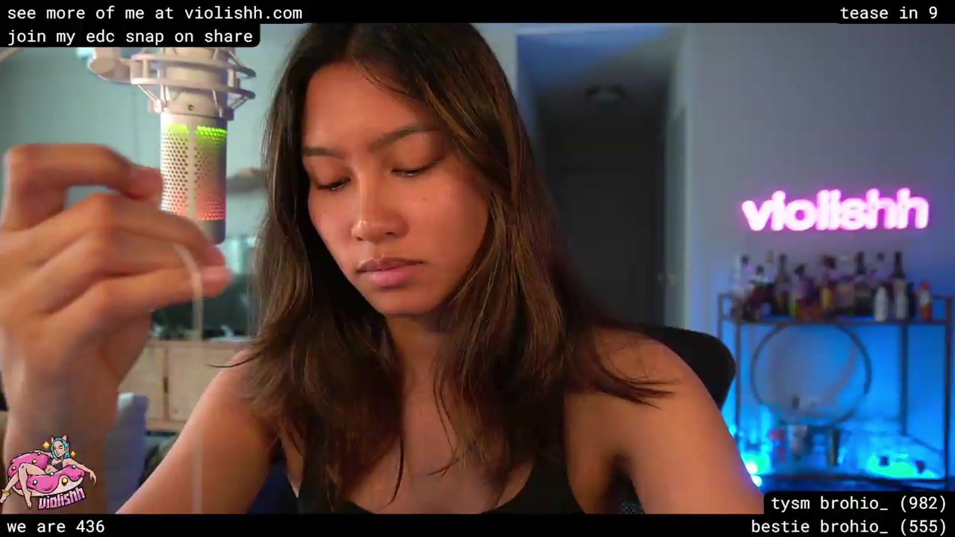 Gallery image thumbnail from violishh's myfreecams stream on, 04/17/2026, 20:33 image 6 of 20