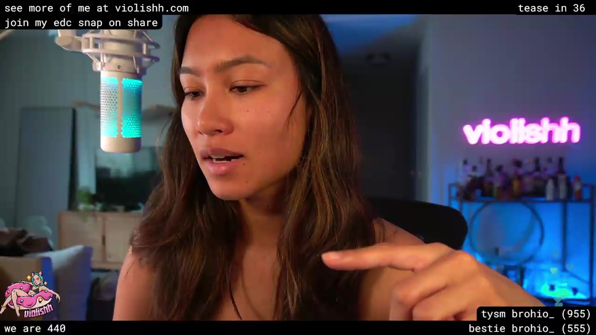 Gallery image thumbnail from violishh's myfreecams stream on, 04/17/2026, 20:33 image 2 of 20