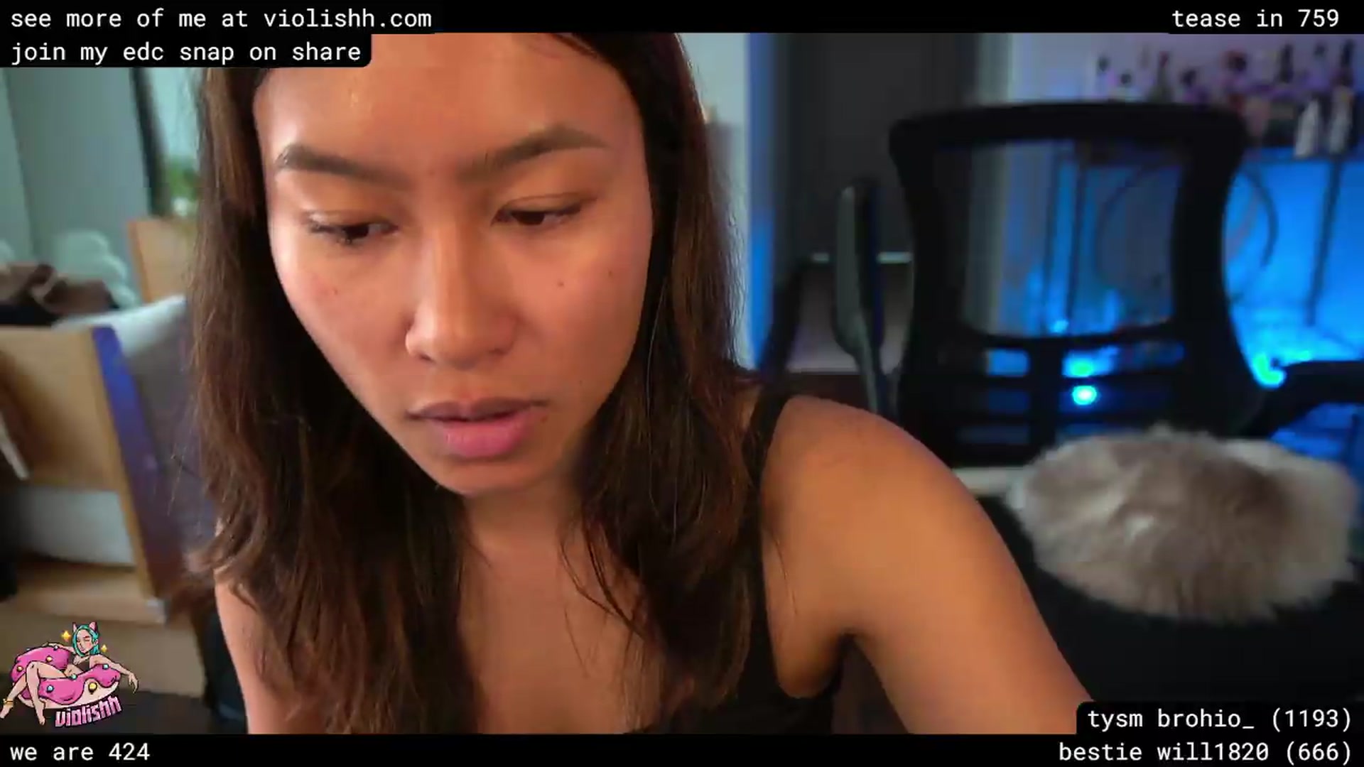 Gallery image thumbnail from violishh's myfreecams stream on, 04/17/2026, 20:33 image 15 of 20