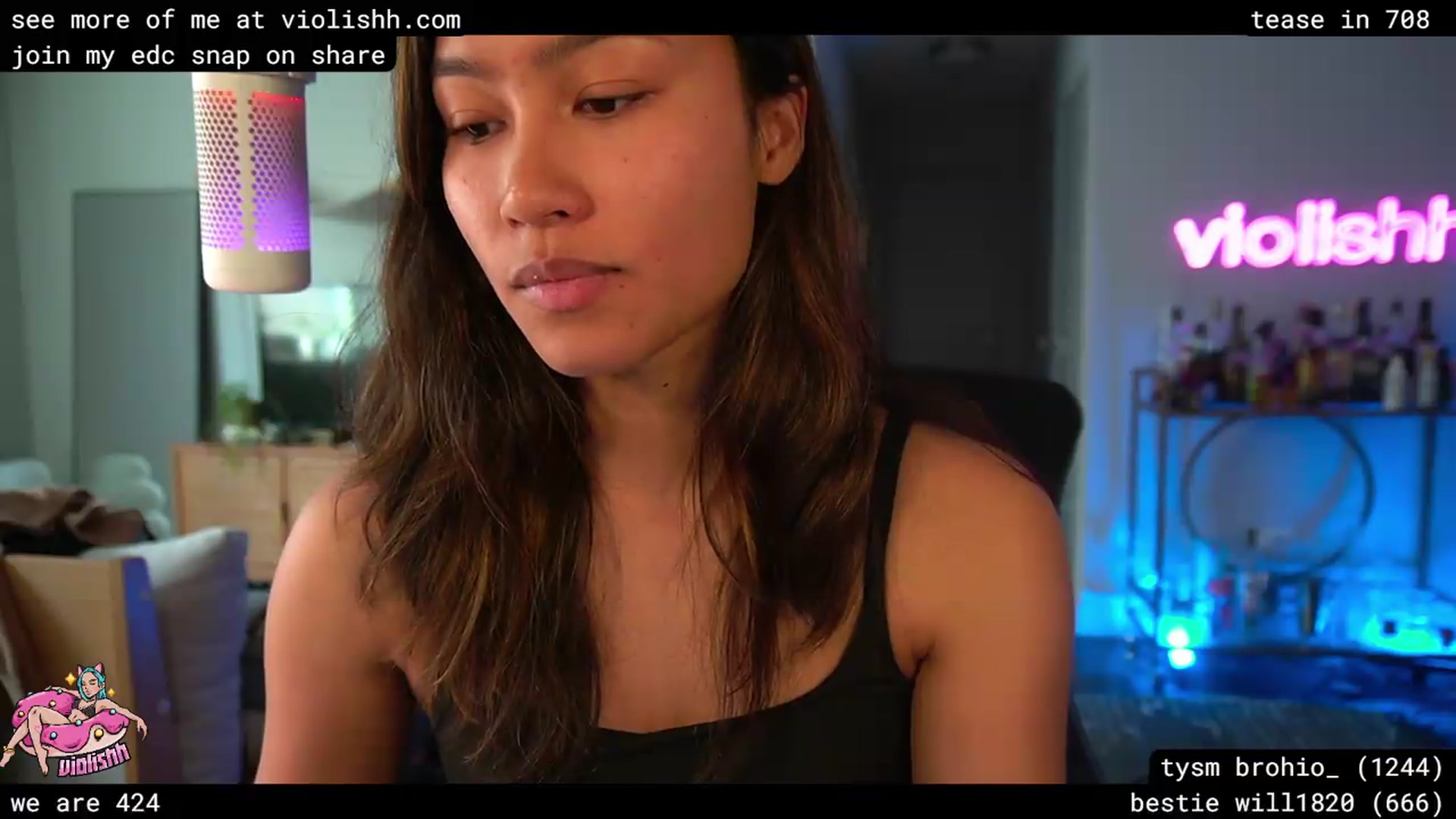 Gallery image thumbnail from violishh's myfreecams stream on, 04/17/2026, 20:33 image 16 of 20