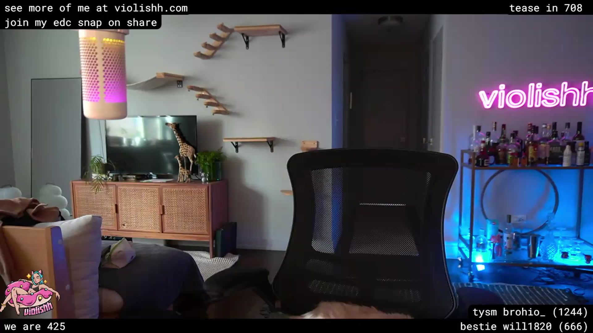 Gallery image thumbnail from violishh's myfreecams stream on, 04/17/2026, 20:33 image 20 of 20