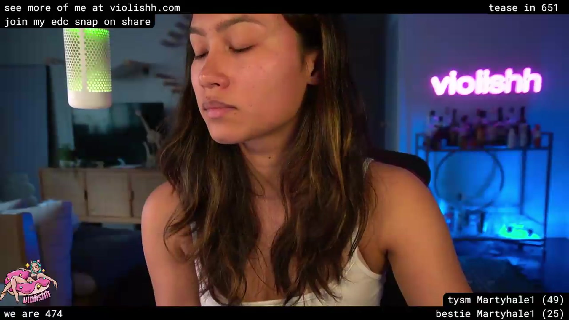 Gallery image thumbnail from violishh's myfreecams stream on, 04/19/2026, 23:38 image 15 of 20