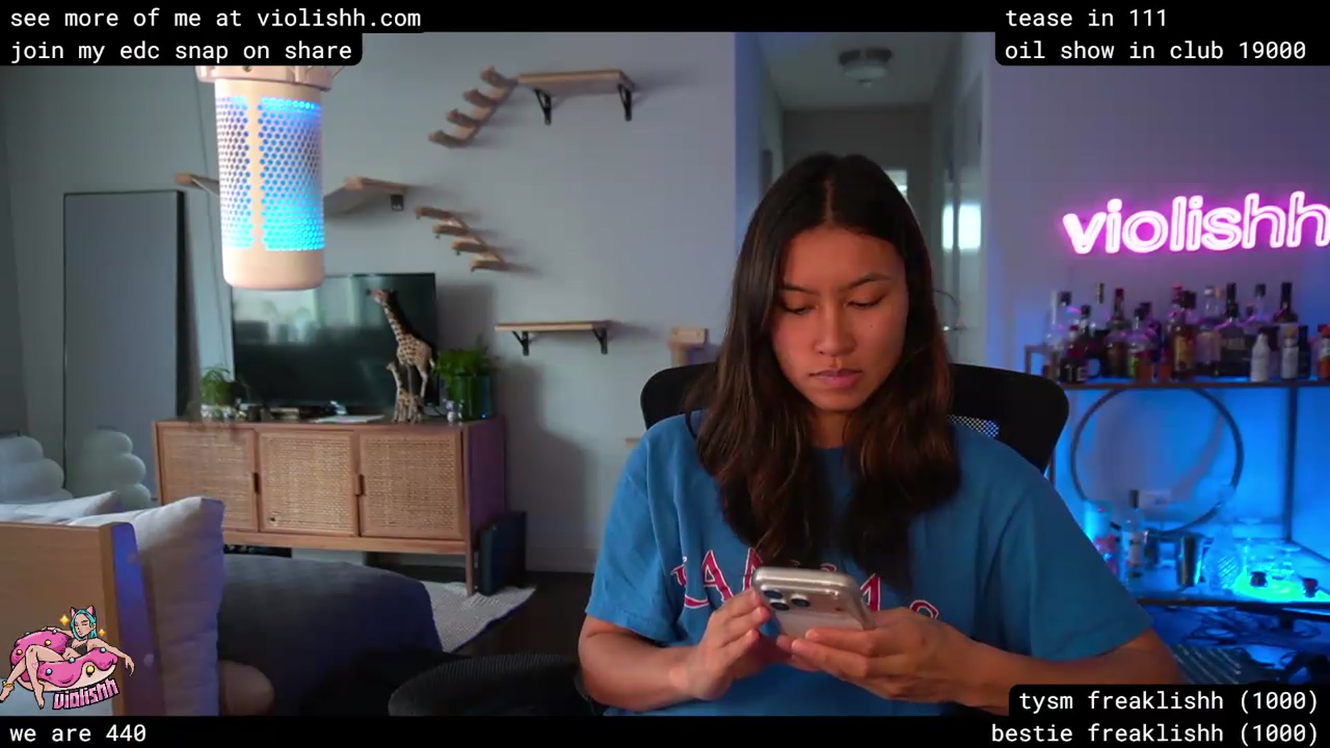 Gallery image thumbnail from violishh's myfreecams stream on, 04/20/2026, 22:04 image 9 of 20