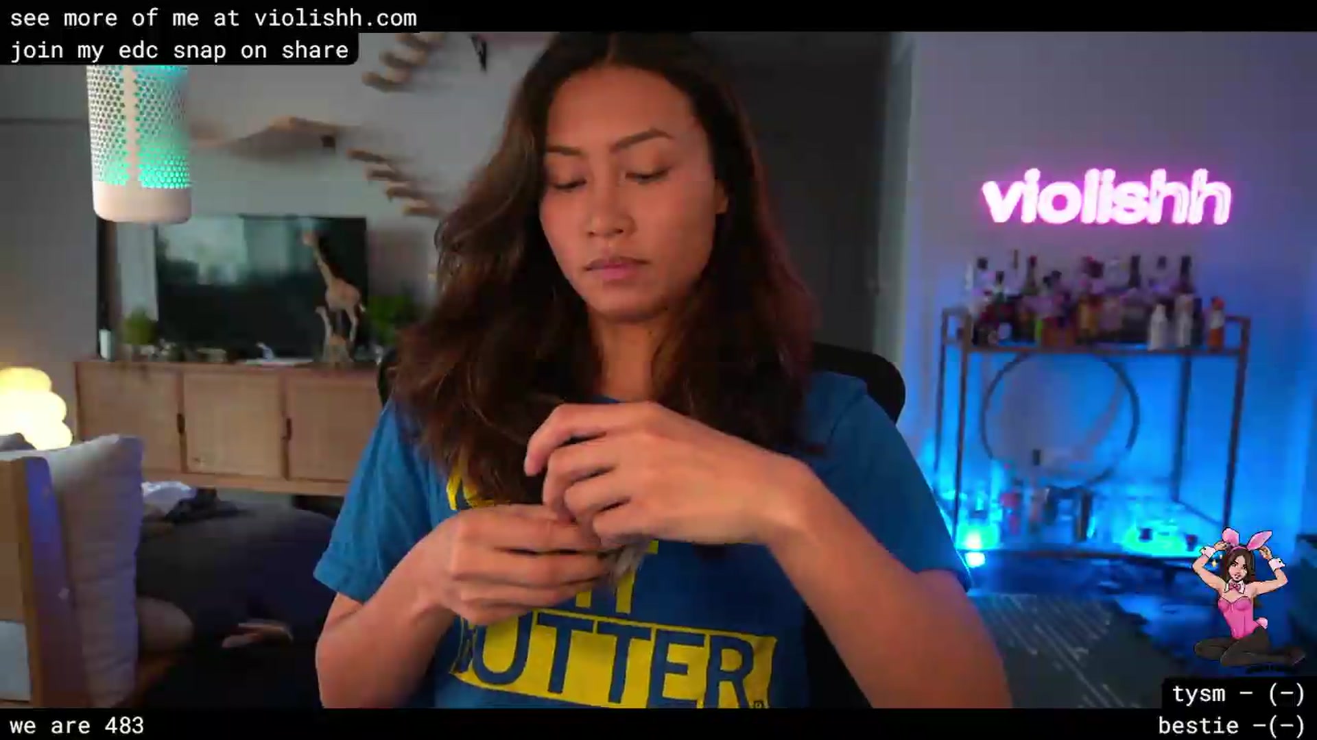 Gallery image thumbnail from violishh's myfreecams stream on, 04/27/2026, 22:28 image 6 of 20