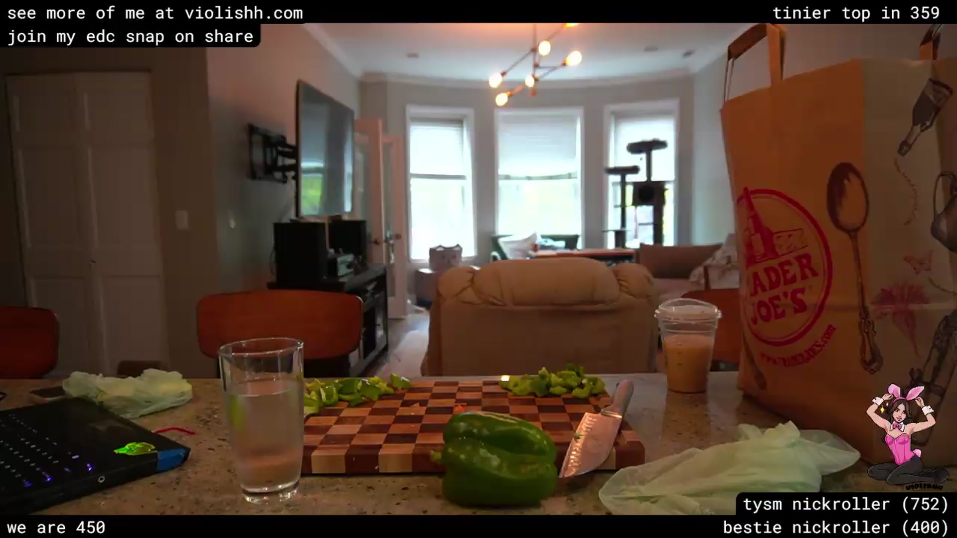 Gallery image thumbnail from violishh's myfreecams stream on, 04/30/2026, 21:22 image 1 of 20