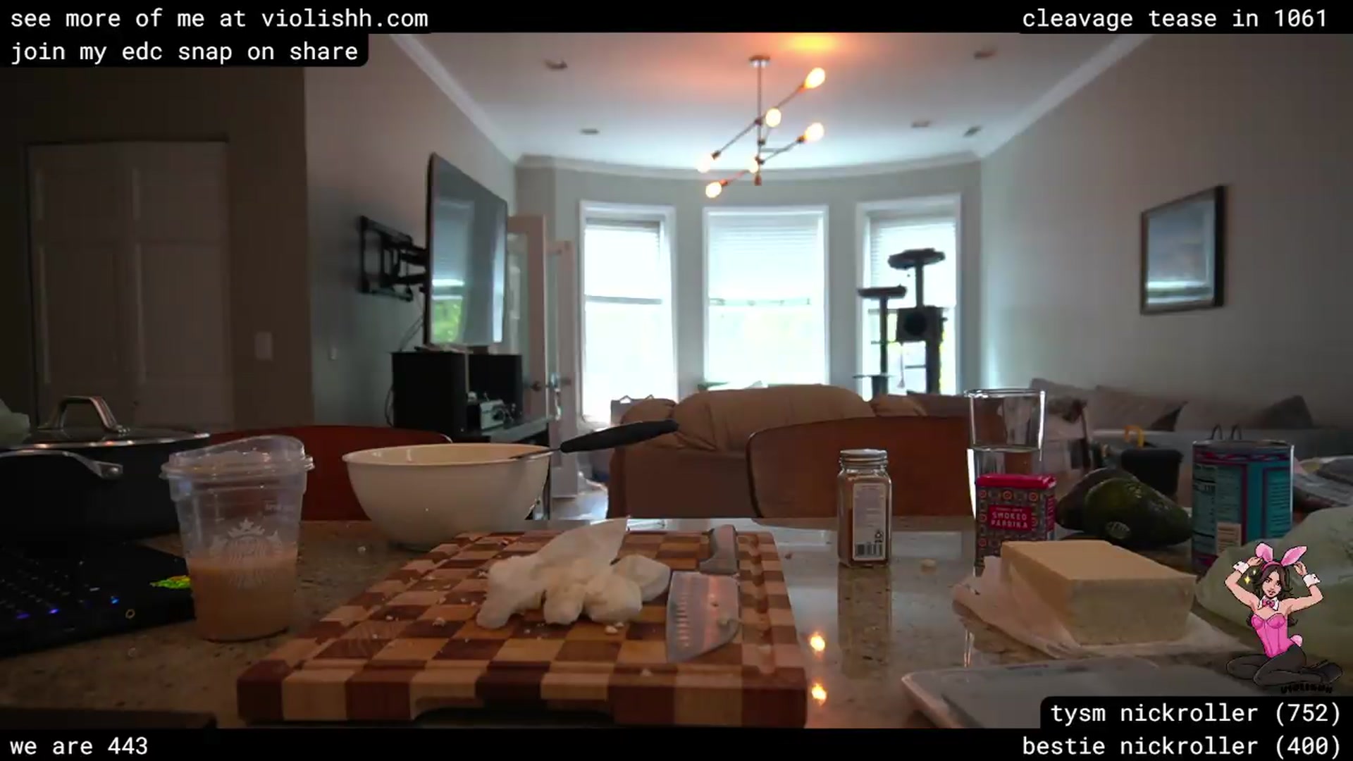 Gallery image thumbnail from violishh's myfreecams stream on, 04/30/2026, 21:22 image 13 of 20