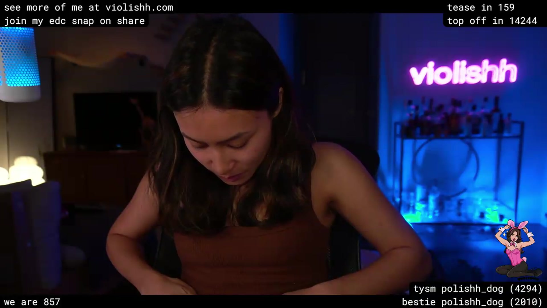 Gallery image thumbnail from violishh's myfreecams stream on, 05/12/2026, 04:10 image 18 of 20