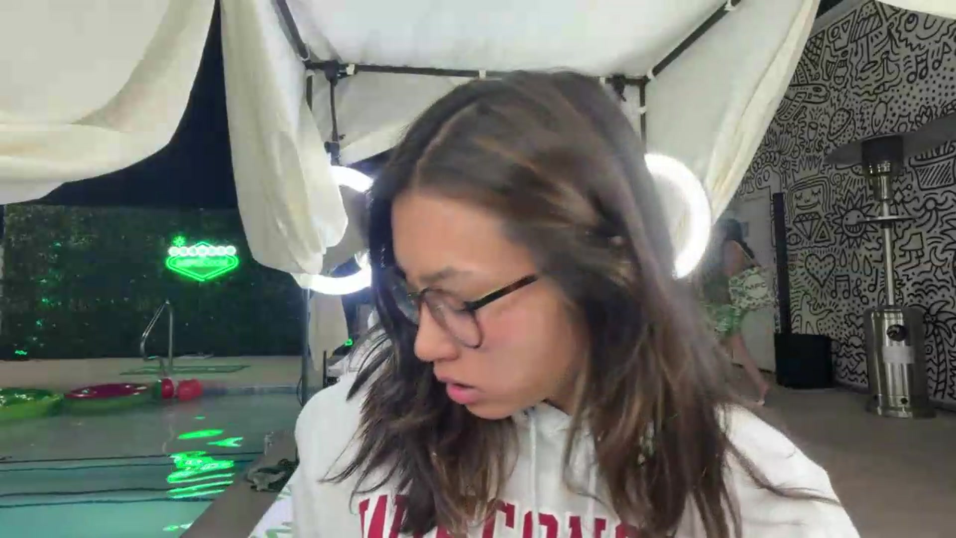 Gallery image thumbnail from violishh's myfreecams stream on, 05/20/2026, 05:41 image 18 of 20