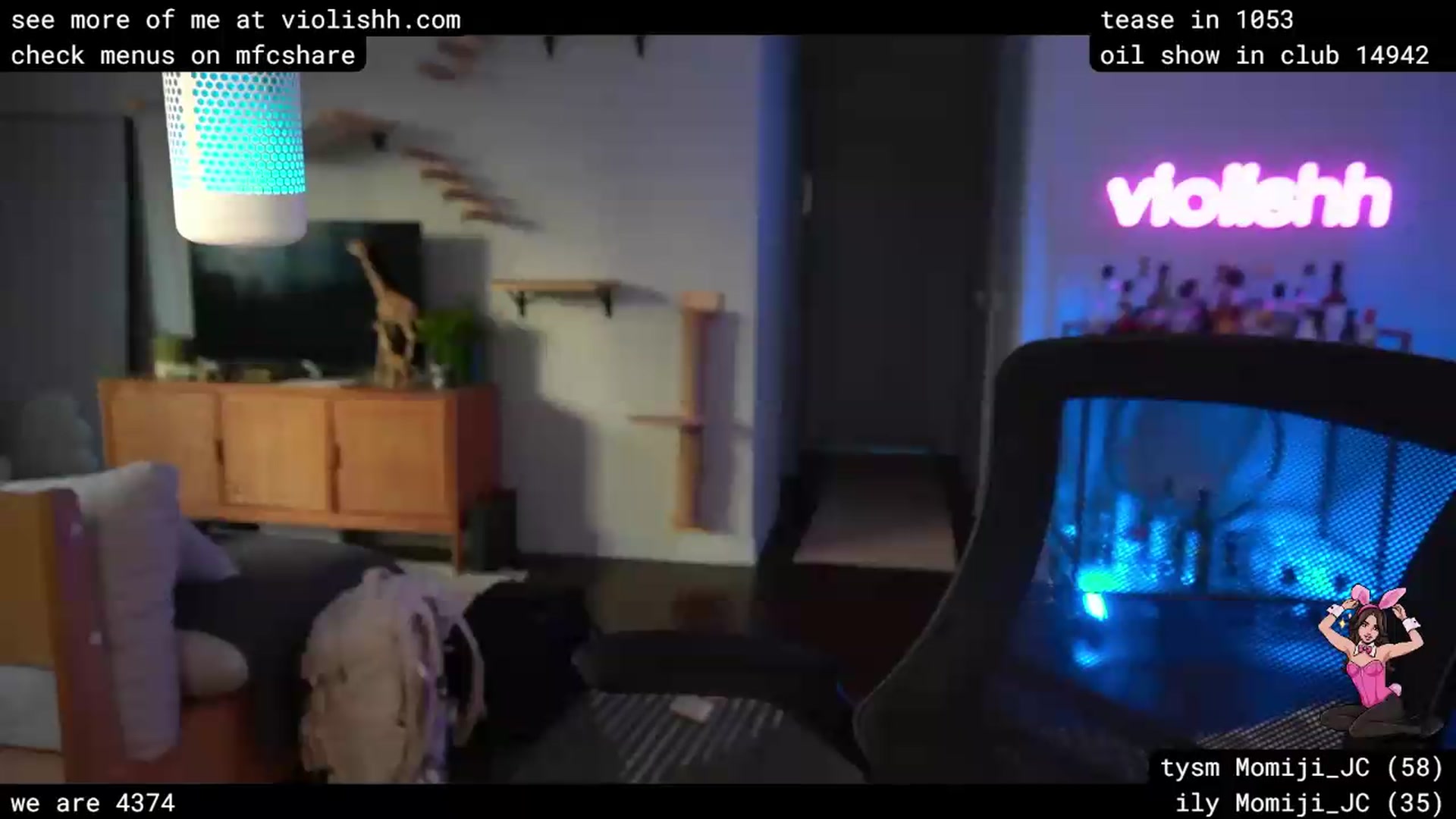 Gallery image thumbnail from violishh's myfreecams stream on, 06/03/2026, 24:58 image 18 of 20