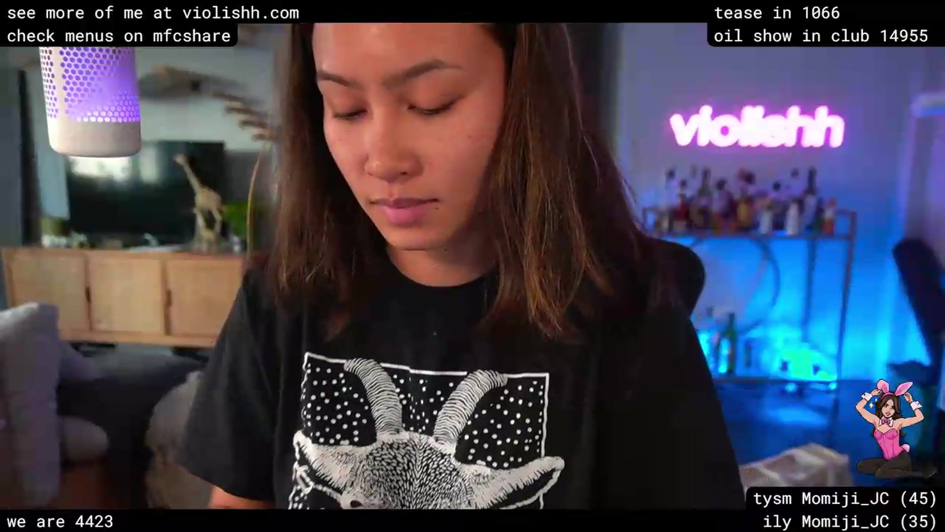 Gallery image thumbnail from violishh's myfreecams stream on, 06/03/2026, 24:58 image 10 of 20