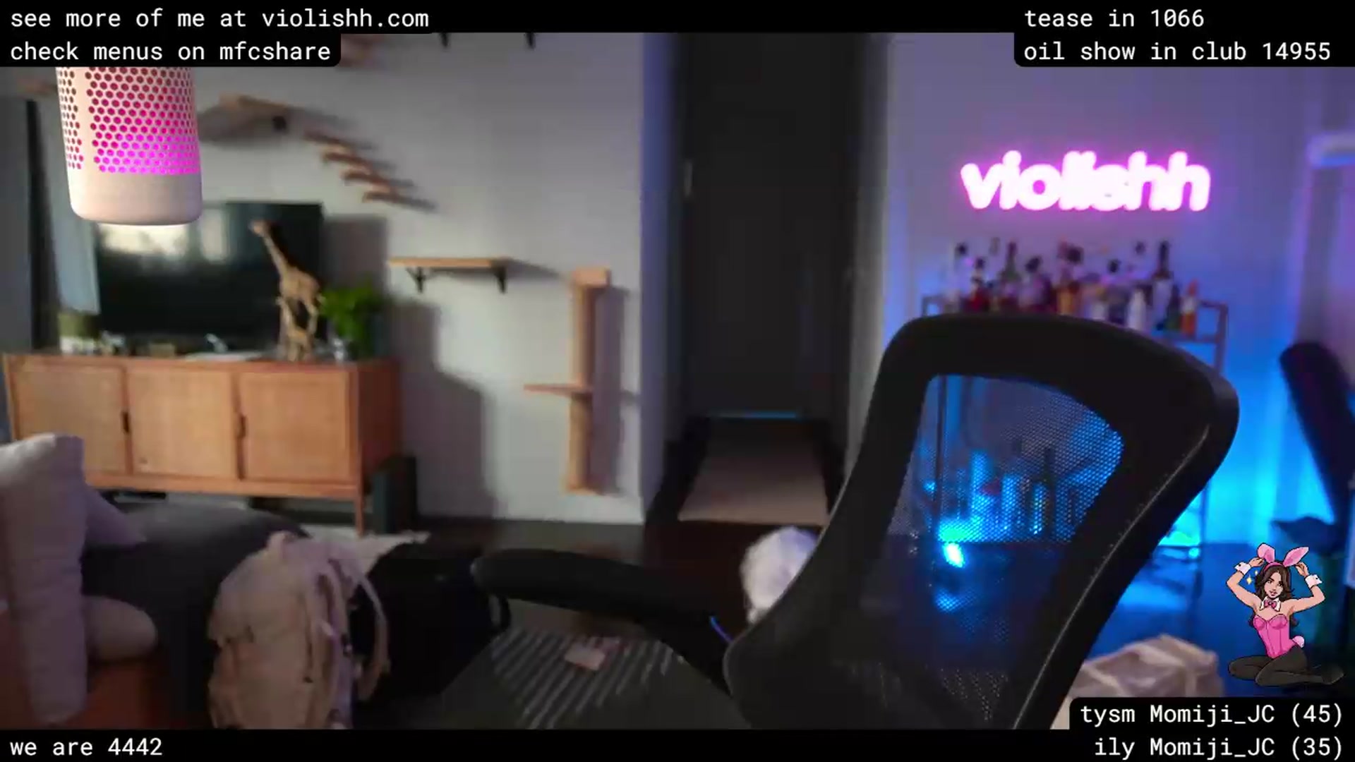 Gallery image thumbnail from violishh's myfreecams stream on, 06/03/2026, 24:58 image 11 of 20