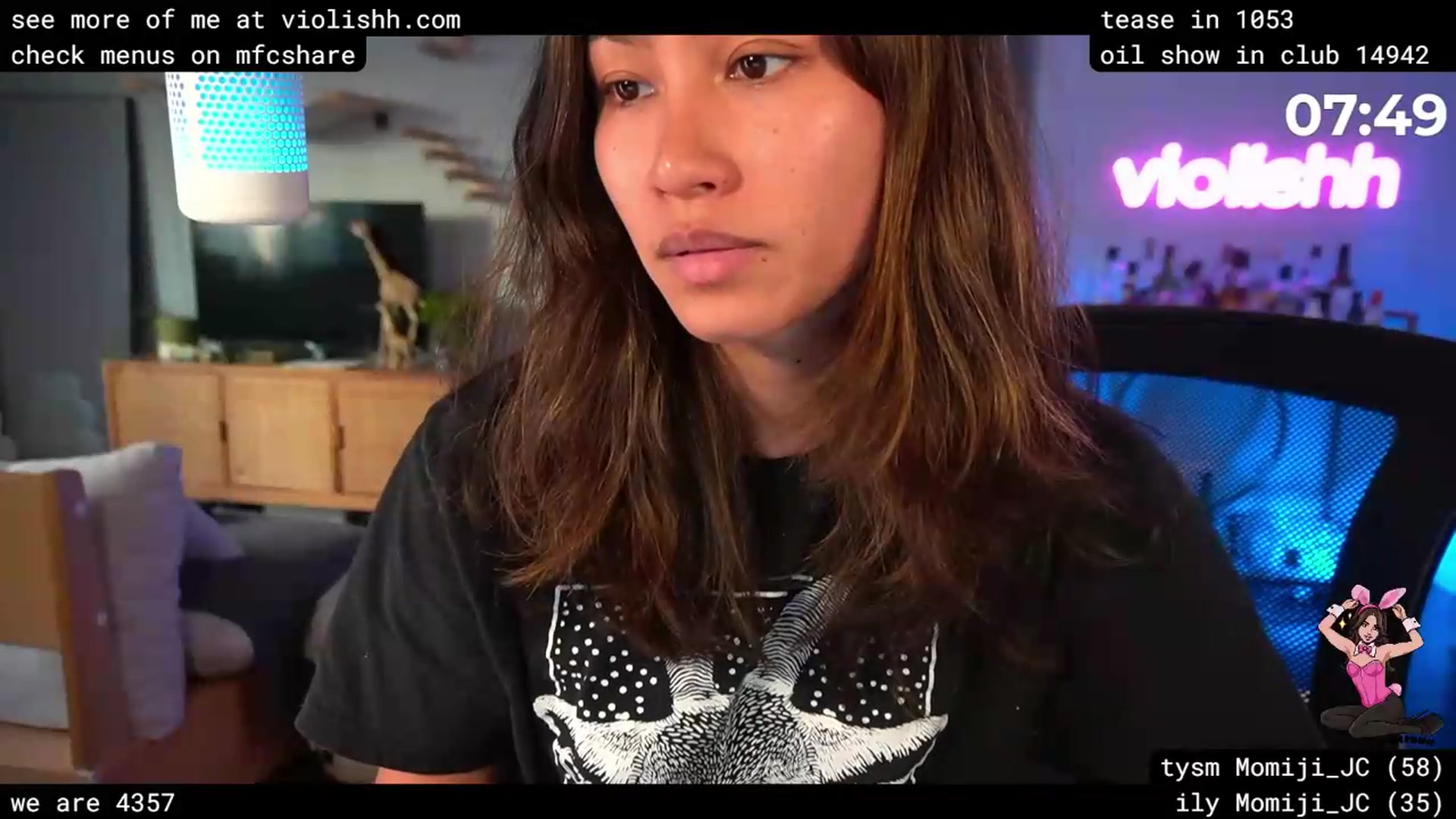 Gallery image thumbnail from violishh's myfreecams stream on, 06/03/2026, 24:58 image 16 of 20