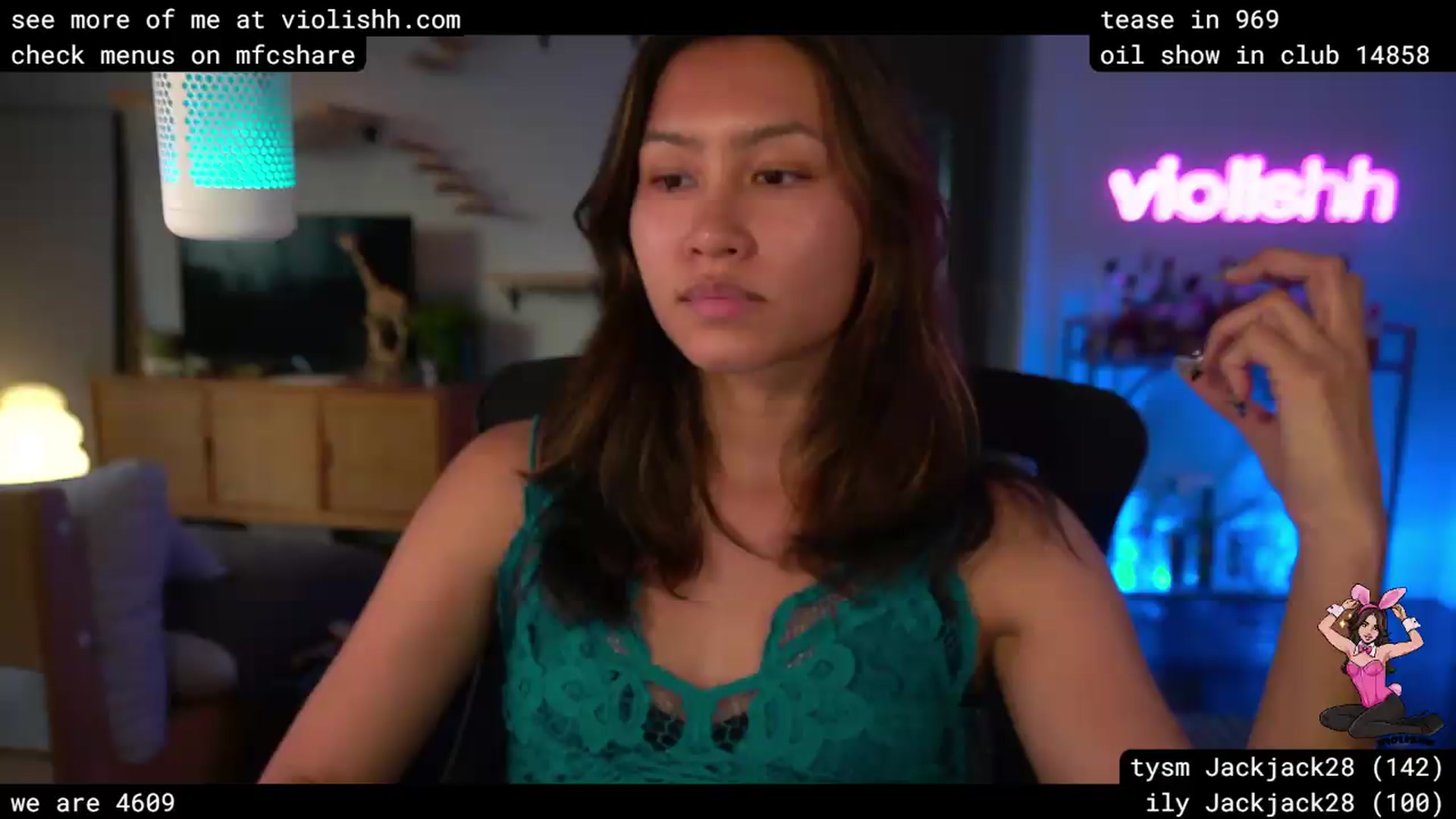 Gallery image thumbnail from violishh's myfreecams stream on, 06/04/2026, 24:50 image 19 of 20