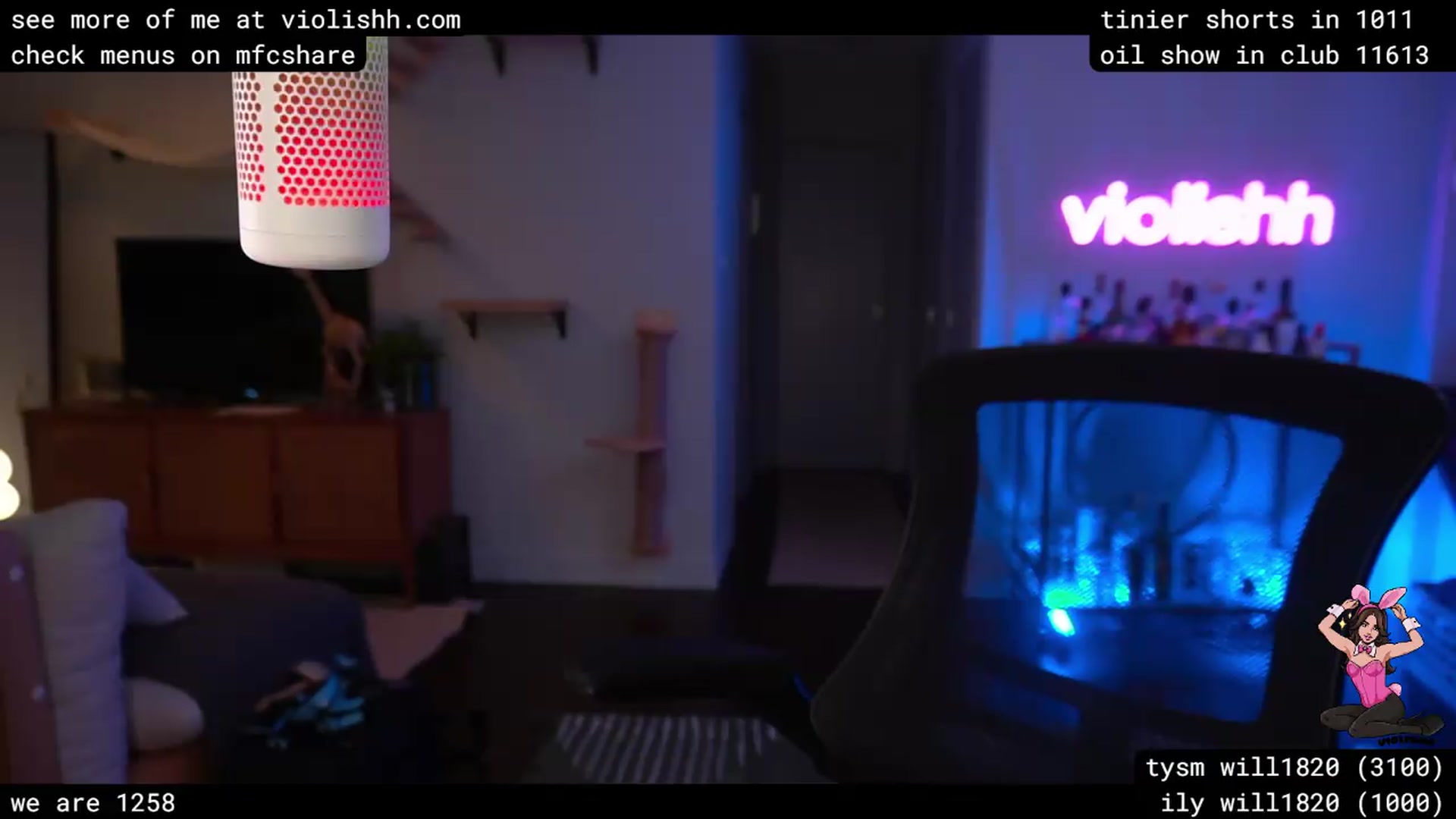 Gallery image thumbnail from violishh's myfreecams stream on, 06/04/2026, 05:52 image 10 of 20