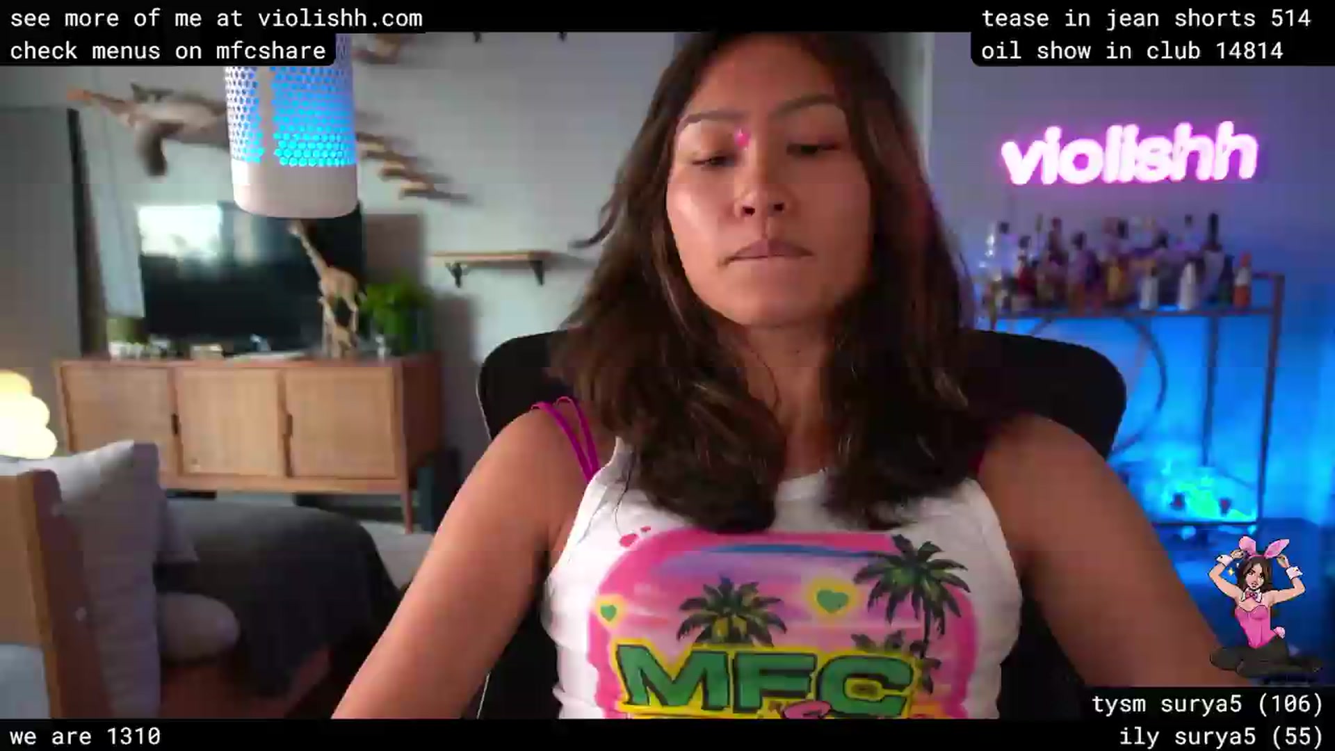 Gallery image thumbnail from violishh's myfreecams stream on, 06/10/2026, 24:47 image 9 of 20