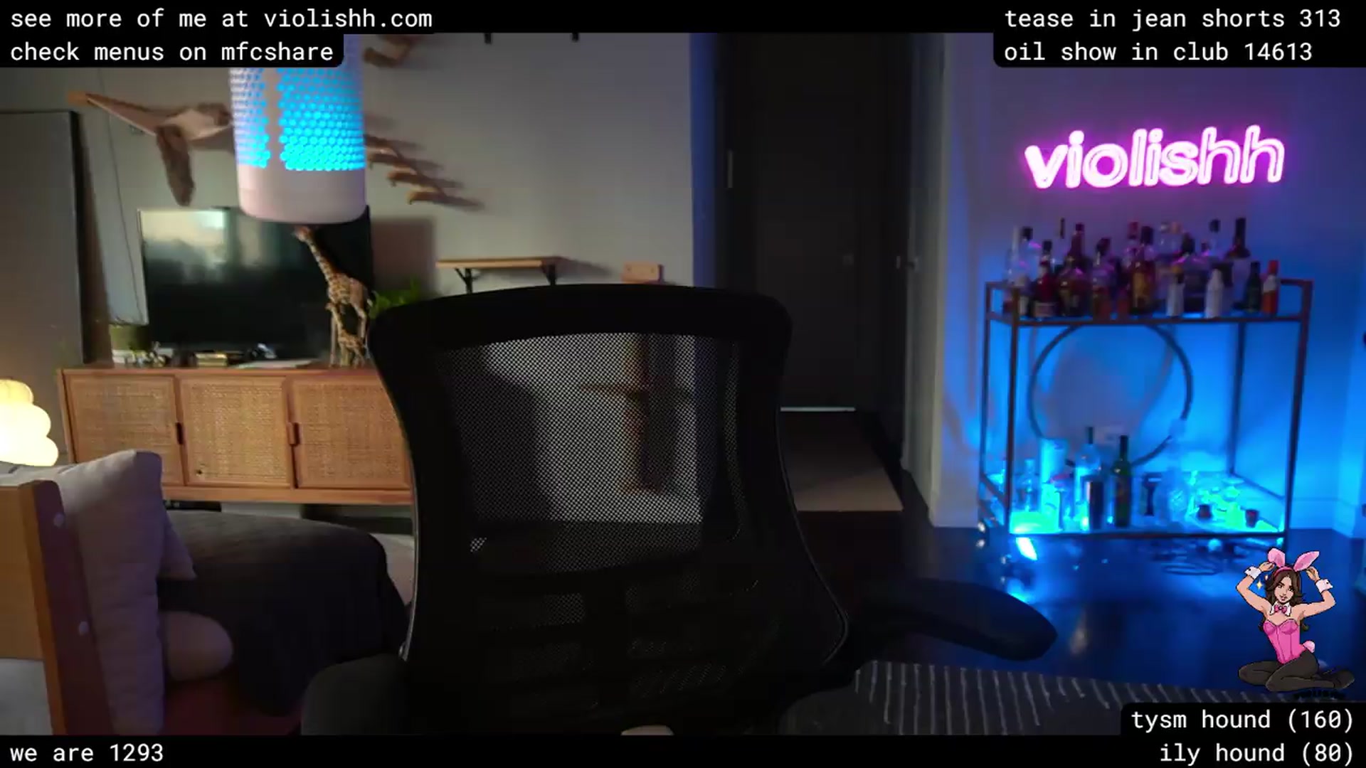 Gallery image thumbnail from violishh's myfreecams stream on, 06/10/2026, 24:47 image 17 of 20