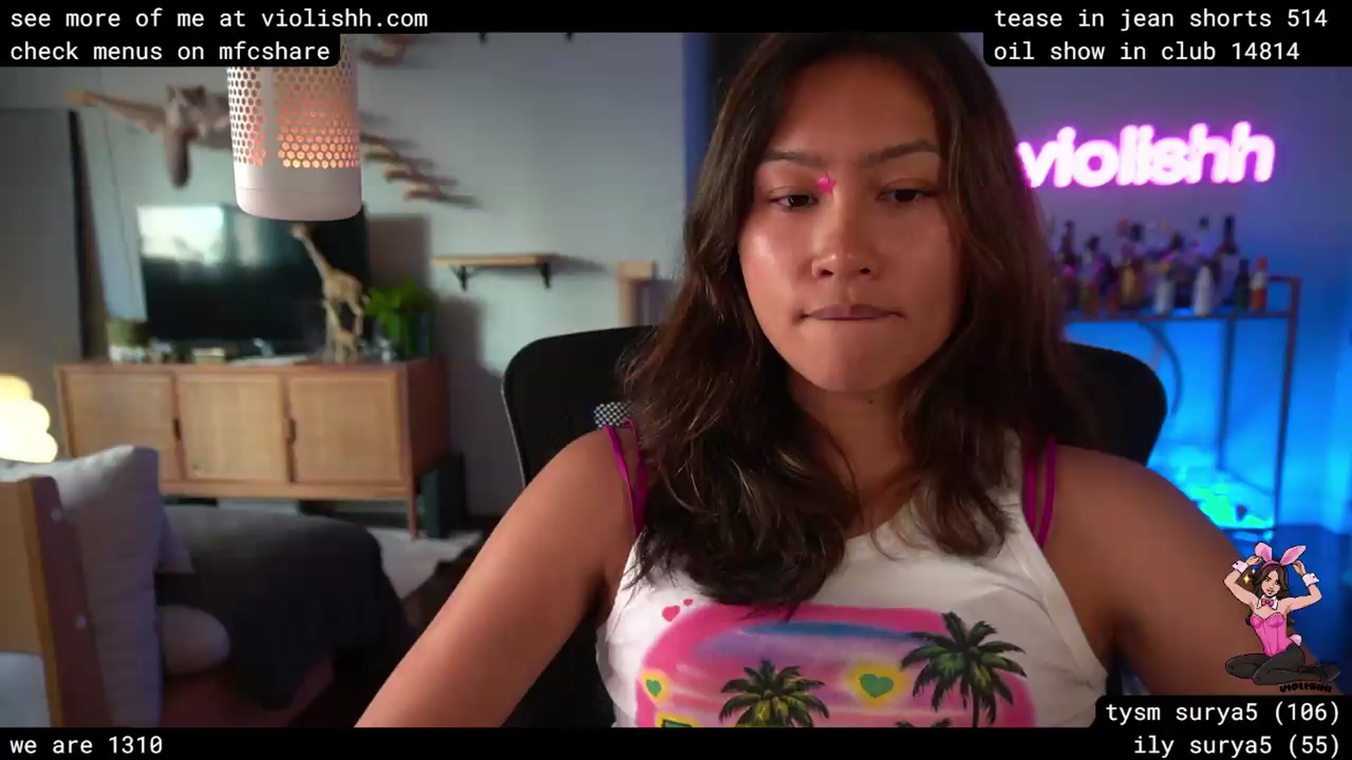 Gallery image thumbnail from violishh's myfreecams stream on, 06/10/2026, 24:47 image 13 of 20