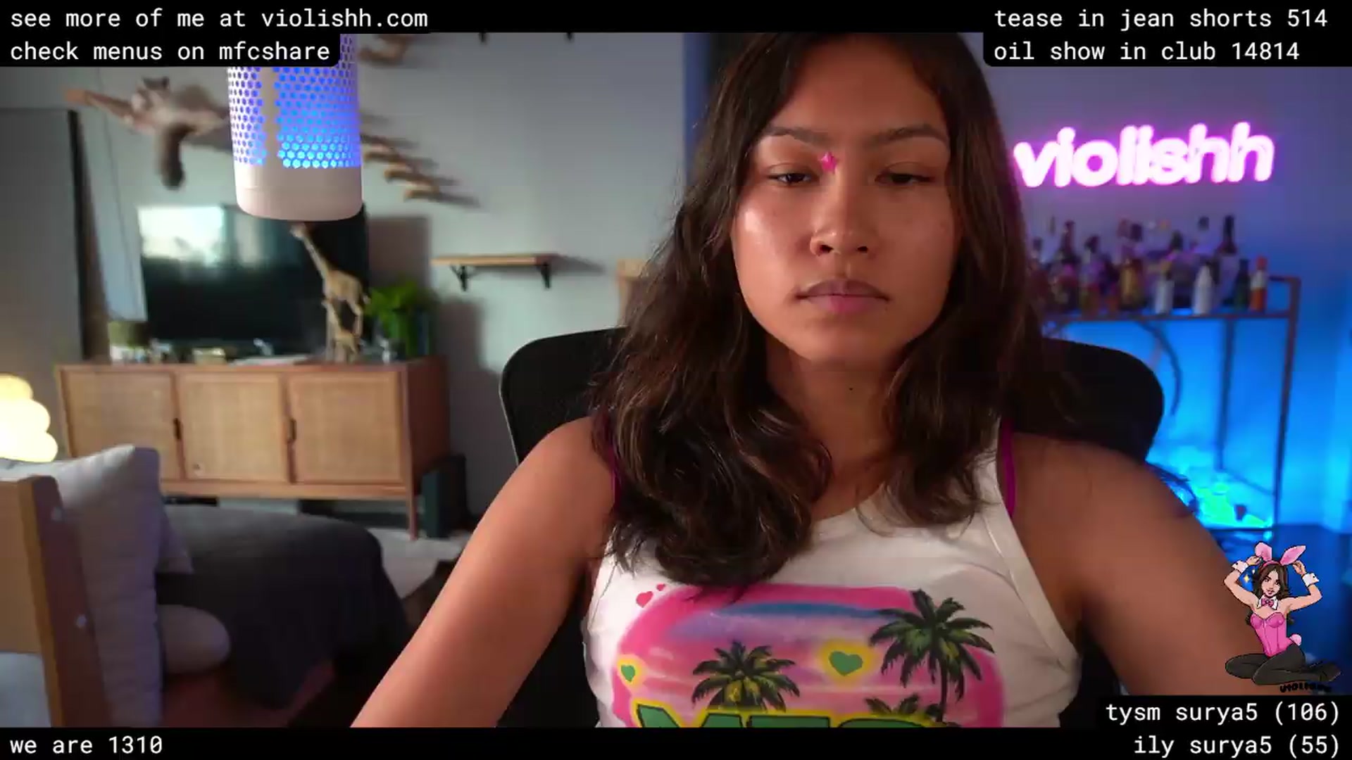 Gallery image thumbnail from violishh's myfreecams stream on, 06/10/2026, 24:47 image 12 of 20