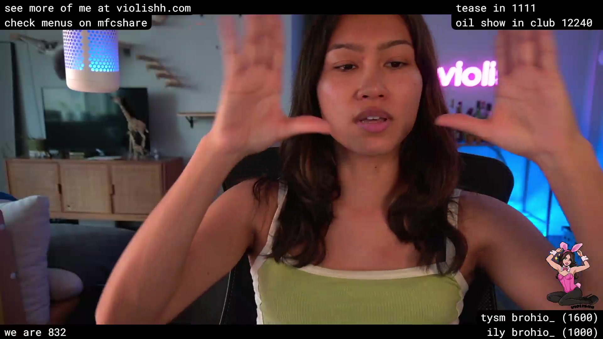 Gallery image thumbnail from violishh's myfreecams stream on, 06/11/2026, 21:28 image 20 of 20