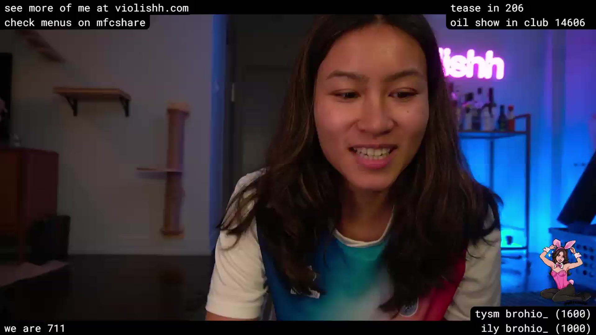 Gallery image thumbnail from violishh's myfreecams stream on, 06/12/2026, 03:37 image 18 of 20