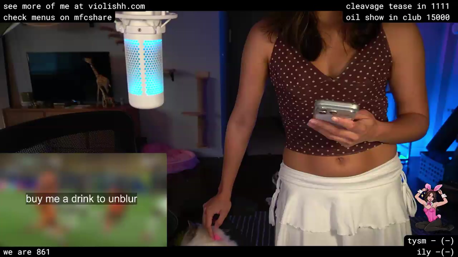 Gallery image thumbnail from violishh's myfreecams stream on, 06/15/2026, 01:07 image 14 of 20