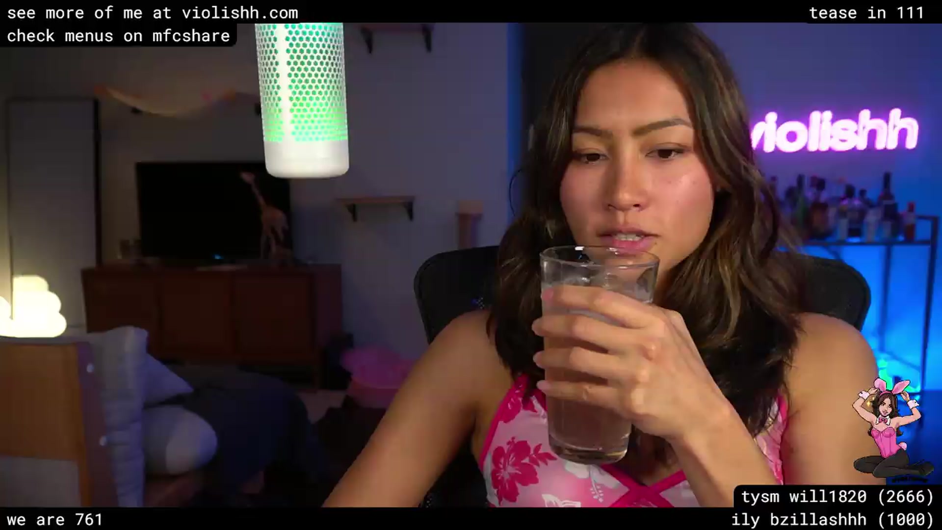 Gallery image thumbnail from violishh's myfreecams stream on, 06/16/2026, 04:37 image 19 of 20