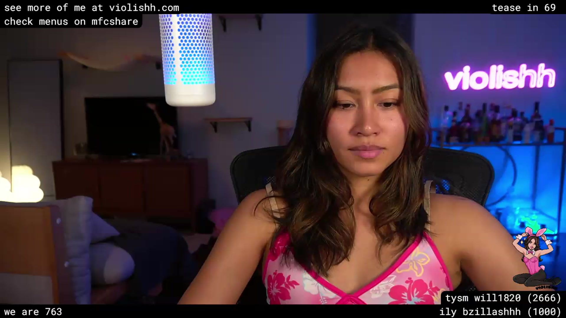 Gallery image thumbnail from violishh's myfreecams stream on, 06/16/2026, 06:04 image 15 of 20