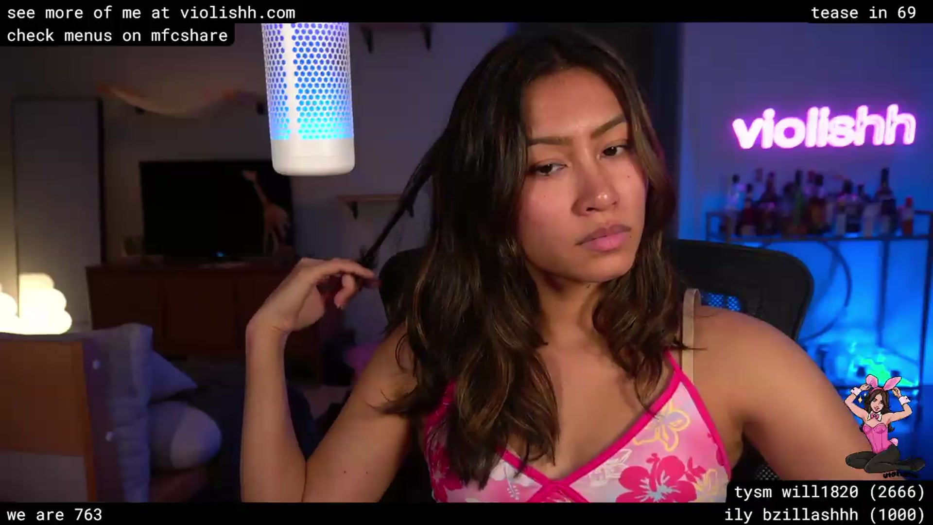 Gallery image thumbnail from violishh's myfreecams stream on, 06/16/2026, 06:04 image 14 of 20