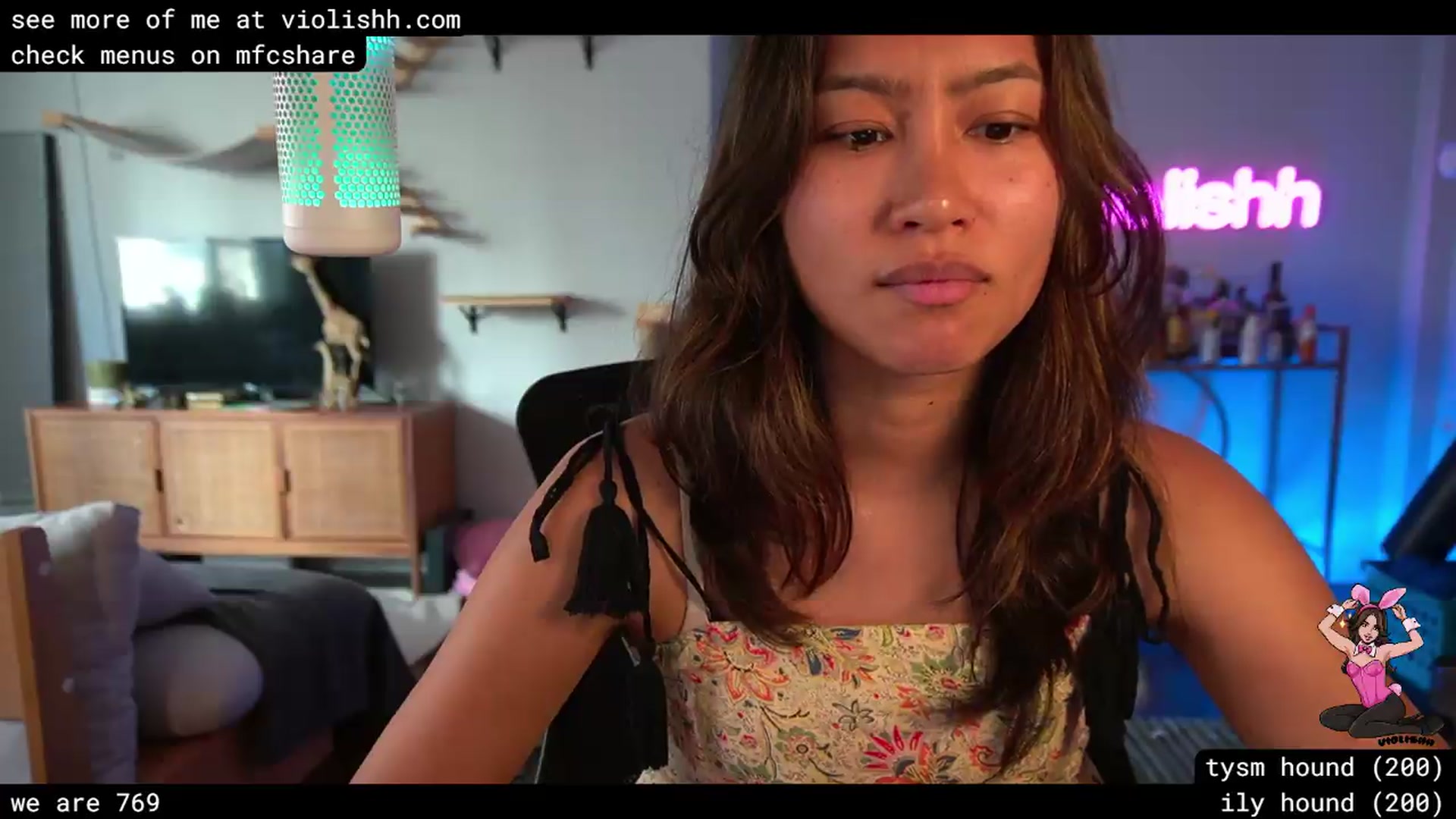 Gallery image thumbnail from violishh's myfreecams stream on, 06/20/2026, 23:31 image 5 of 20
