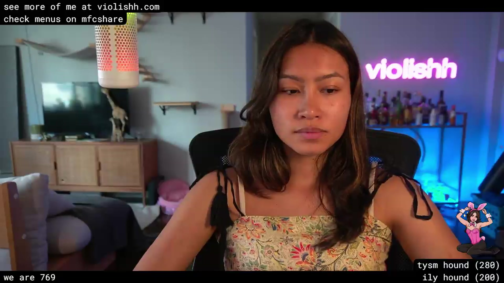 Gallery image thumbnail from violishh's myfreecams stream on, 06/20/2026, 23:31 image 12 of 20