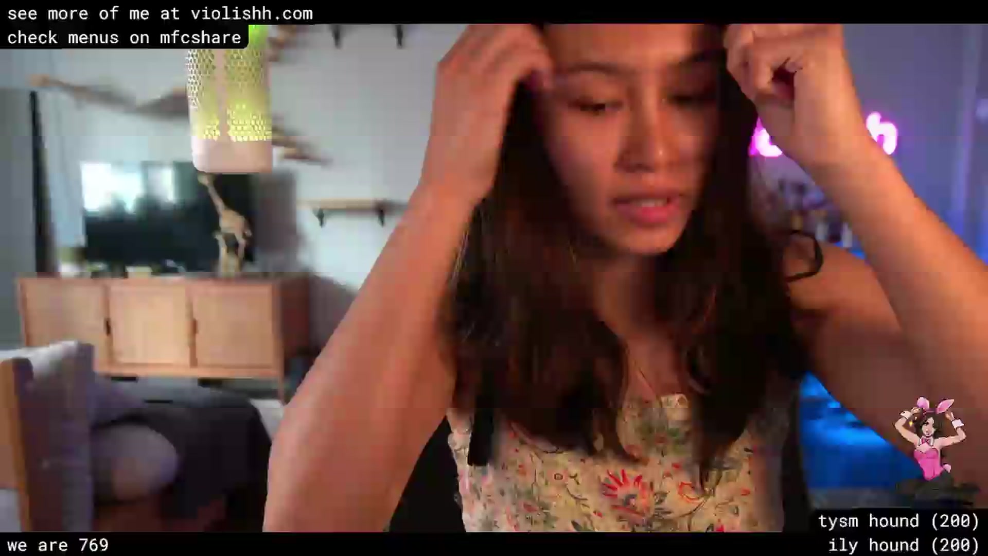Gallery image thumbnail from violishh's myfreecams stream on, 06/20/2026, 23:31 image 1 of 20