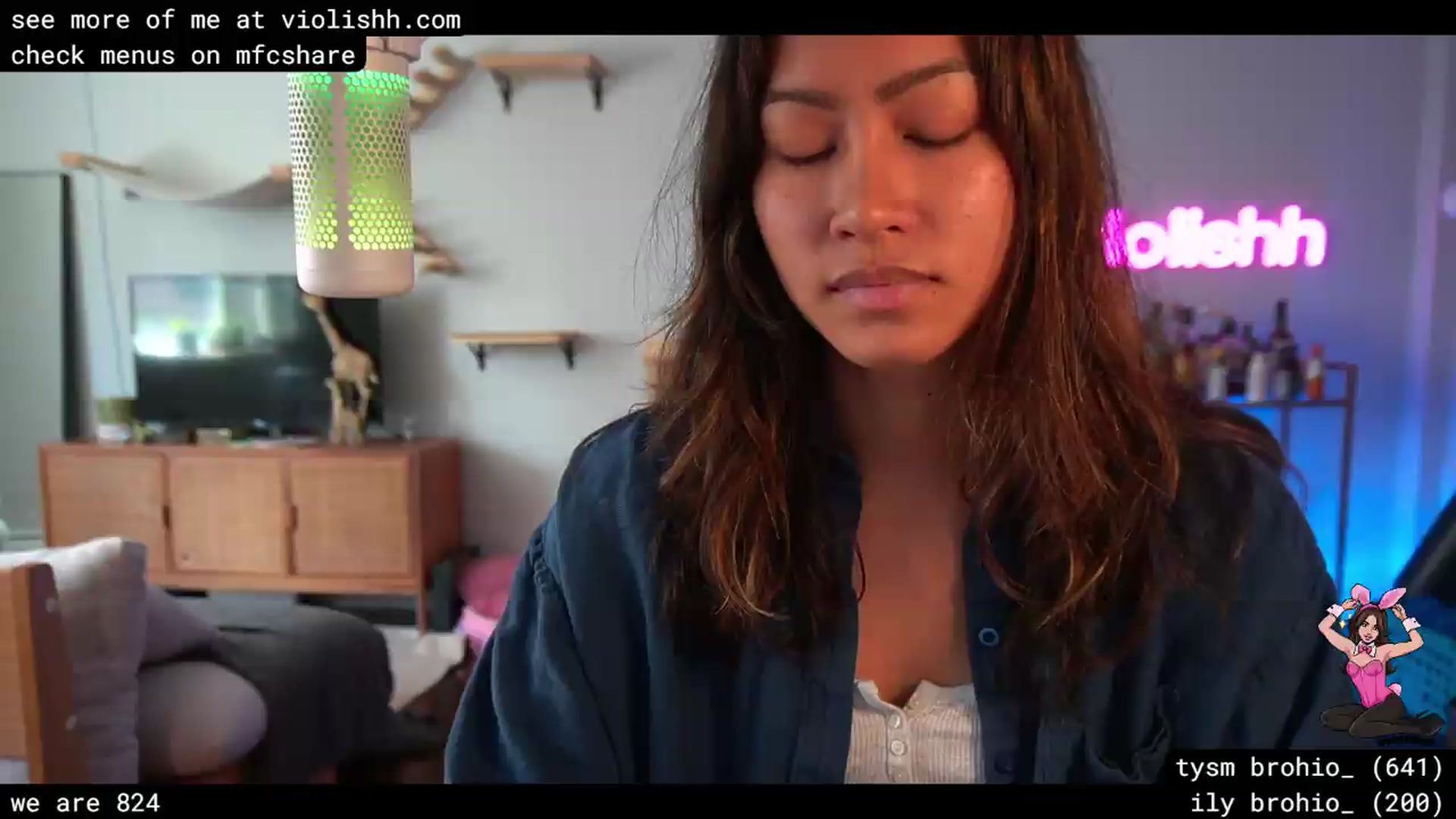 Gallery image thumbnail from violishh's myfreecams stream on, 06/22/2026, 18:53 image 13 of 20