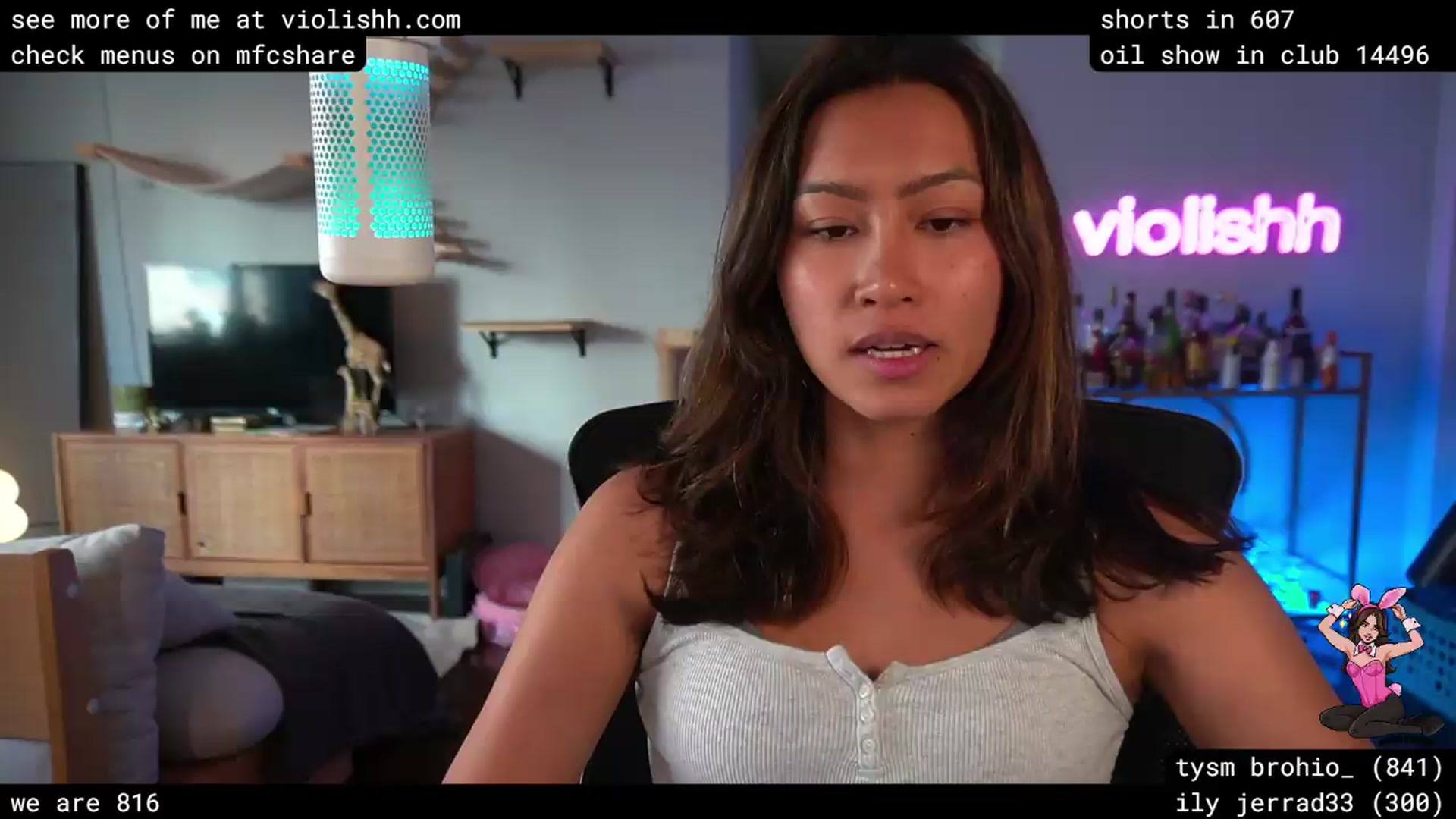 Gallery image thumbnail from violishh's myfreecams stream on, 06/23/2026, 24:02 image 19 of 20