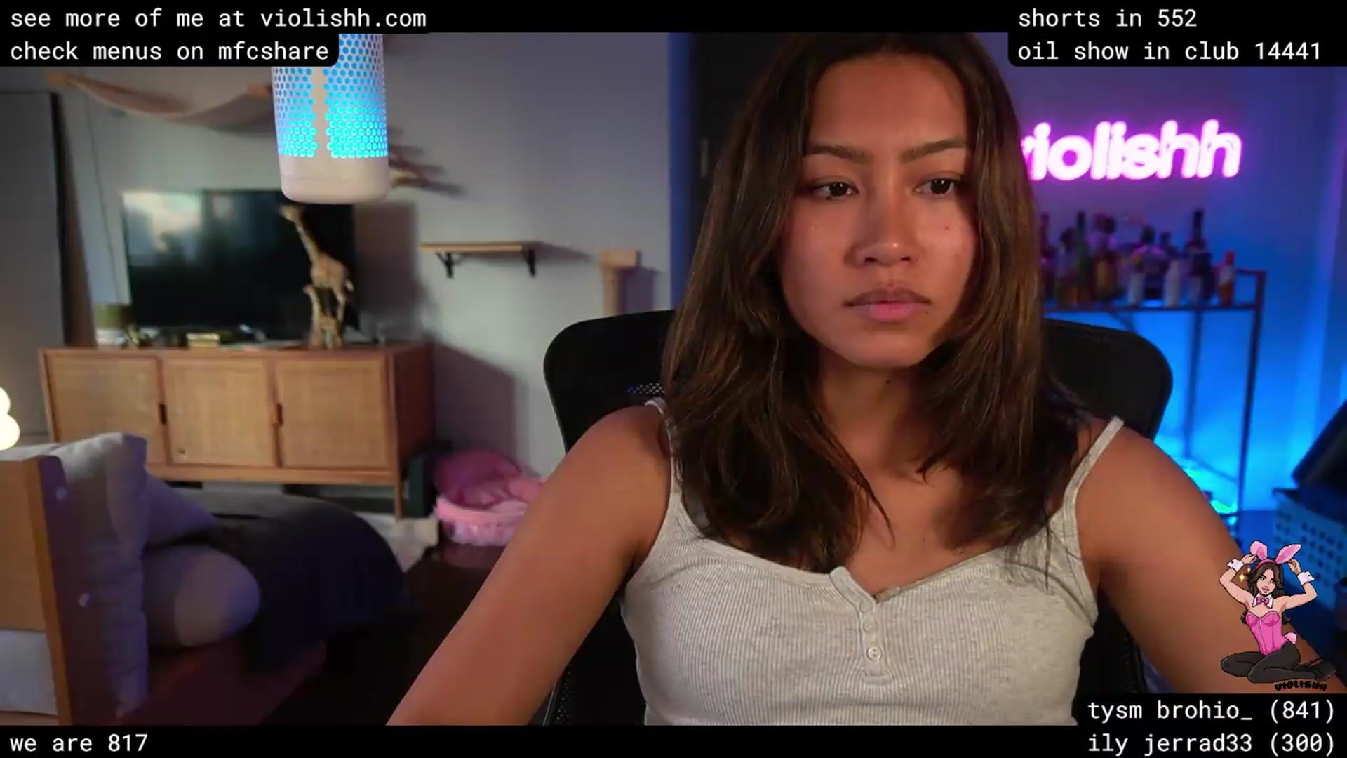 Gallery image thumbnail from violishh's myfreecams stream on, 06/23/2026, 01:09 image 8 of 20