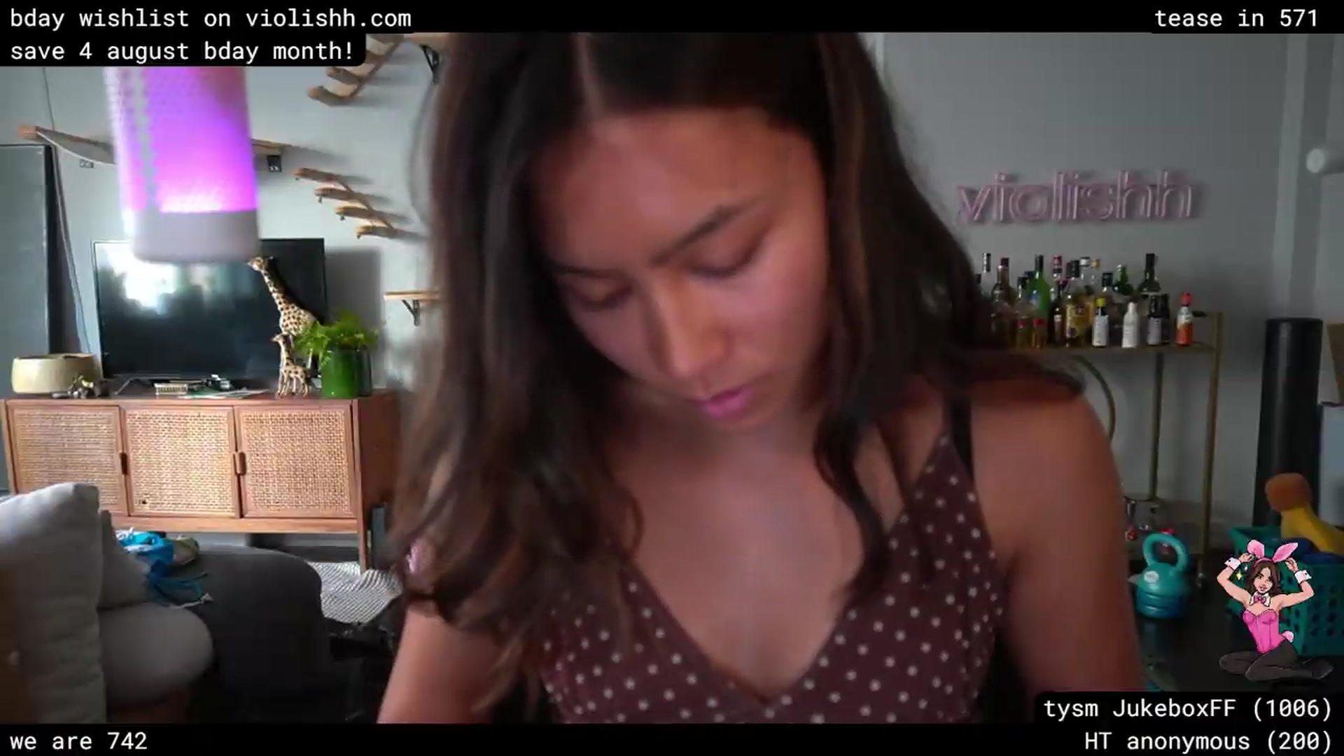 Gallery image thumbnail from violishh's myfreecams stream on, 07/24/2026, 24:02 image 11 of 20