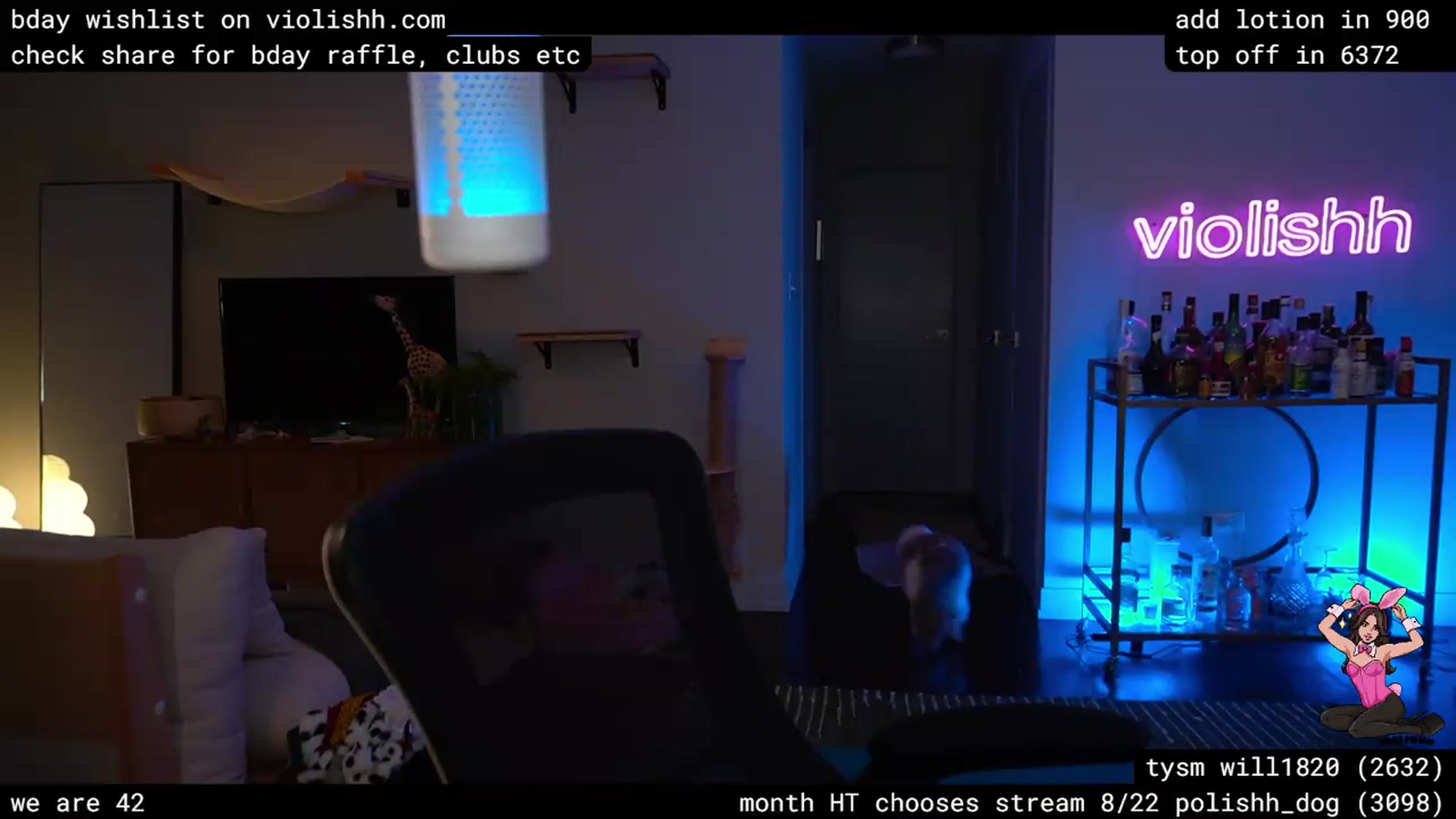 Gallery image thumbnail from violishh's myfreecams stream on, 08/04/2026, 04:18 image 17 of 20