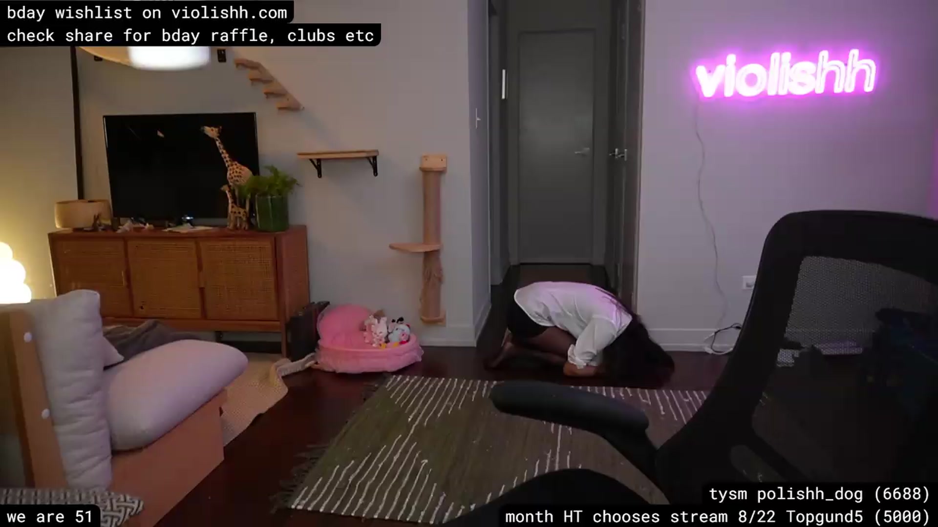 Gallery image thumbnail from violishh's myfreecams stream on, 08/11/2026, 03:44 image 1 of 20