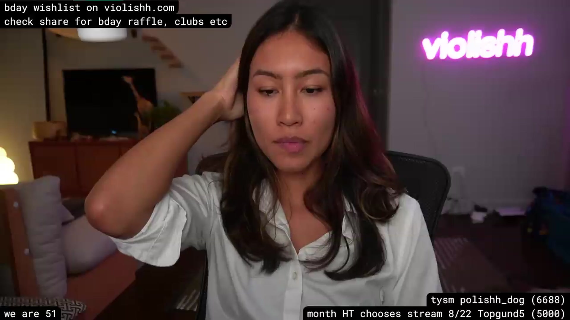 Gallery image thumbnail from violishh's myfreecams stream on, 08/11/2026, 03:44 image 6 of 20