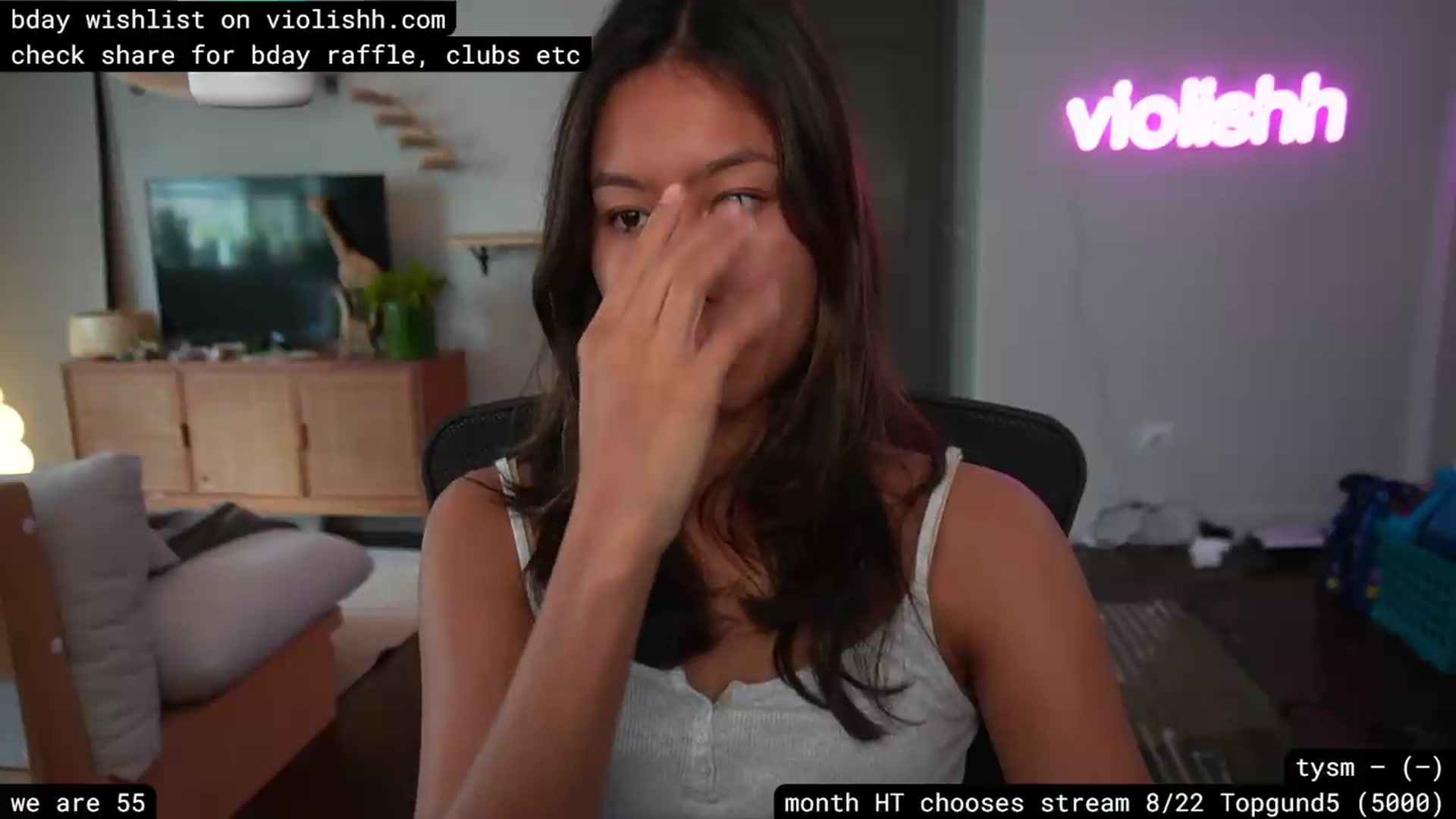Gallery image thumbnail from violishh's myfreecams stream on, 08/11/2026, 18:51 image 15 of 20