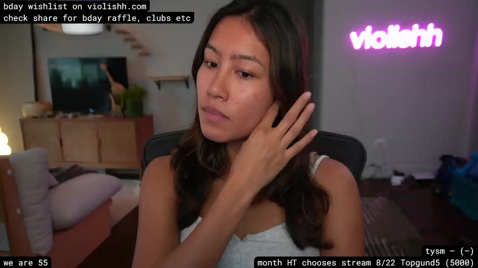 Gallery image thumbnail from violishh's myfreecams stream on, 08/11/2026, 18:51 image 3 of 20