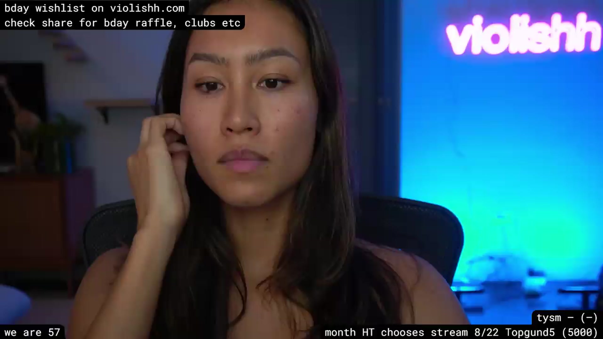 Gallery image thumbnail from violishh's myfreecams stream on, 08/12/2026, 03:00 image 17 of 20