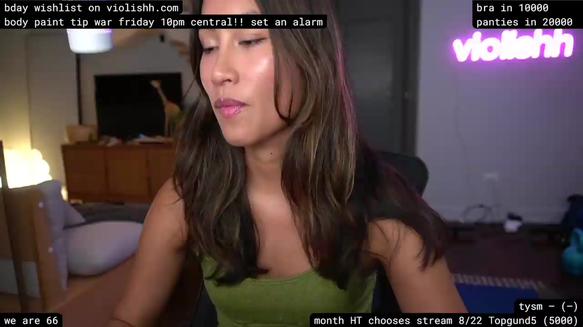 Gallery image thumbnail from violishh's myfreecams stream on, 08/13/2026, 04:12 image 16 of 20