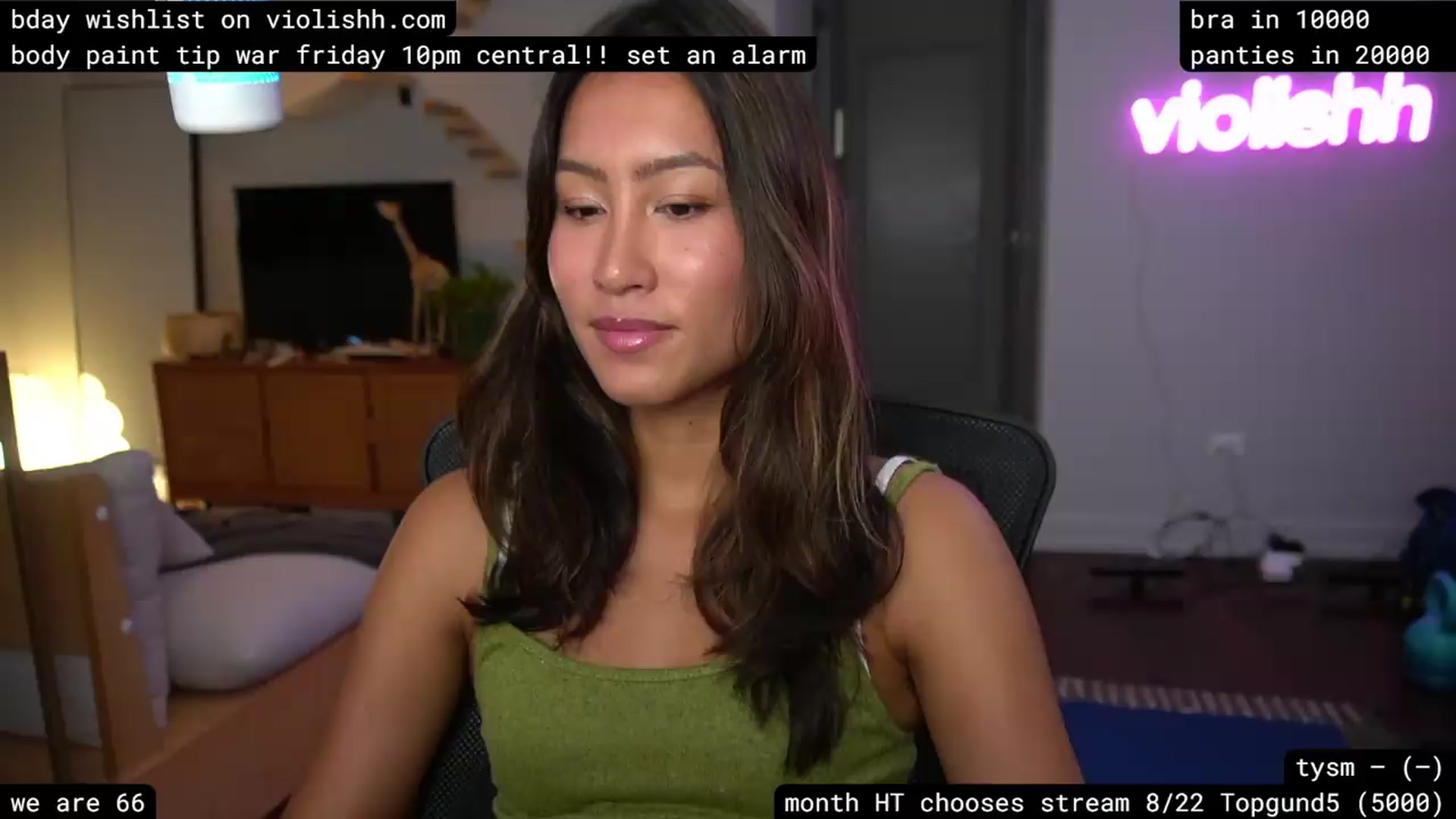 Gallery image thumbnail from violishh's myfreecams stream on, 08/13/2026, 04:12 image 11 of 20