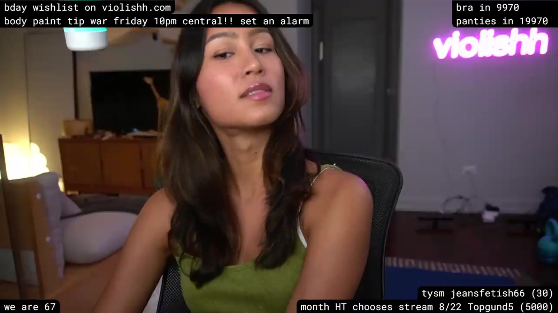 Gallery image thumbnail from violishh's myfreecams stream on, 08/13/2026, 04:28 image 18 of 20