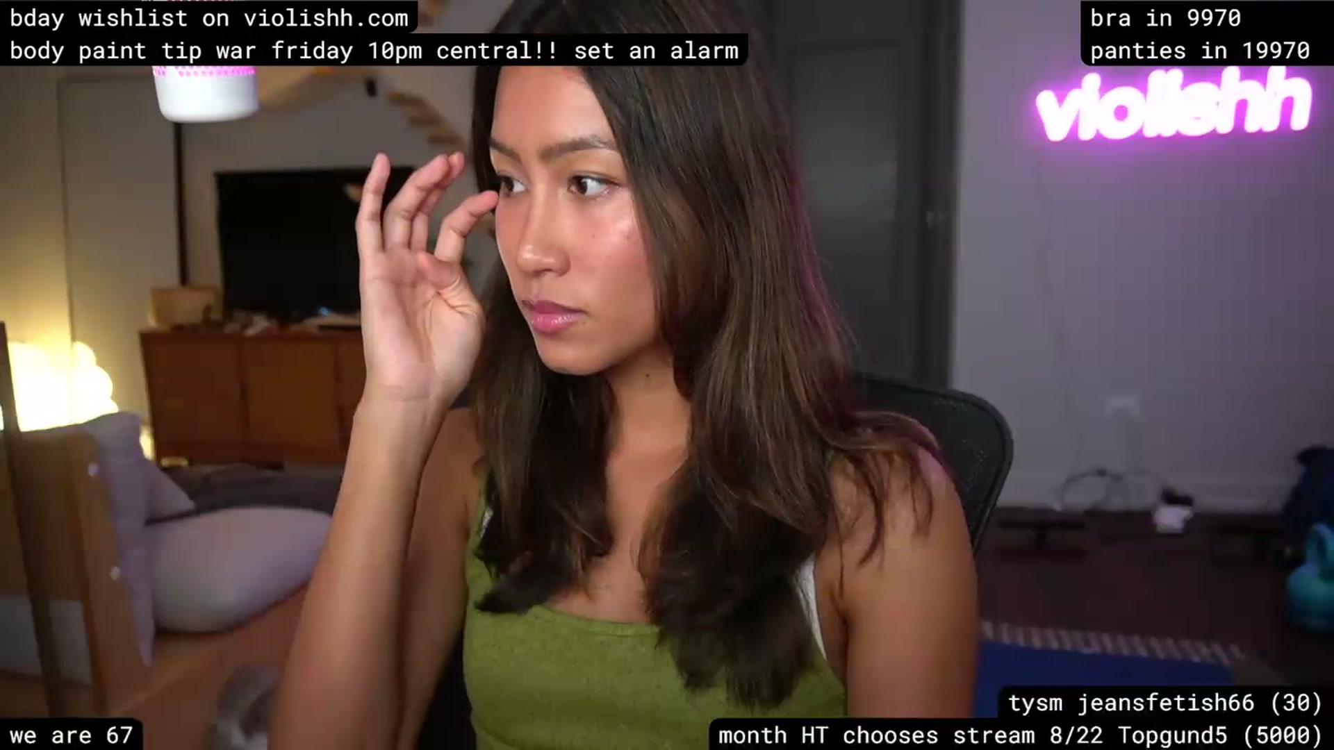 Gallery image thumbnail from violishh's myfreecams stream on, 08/13/2026, 04:28 image 13 of 20