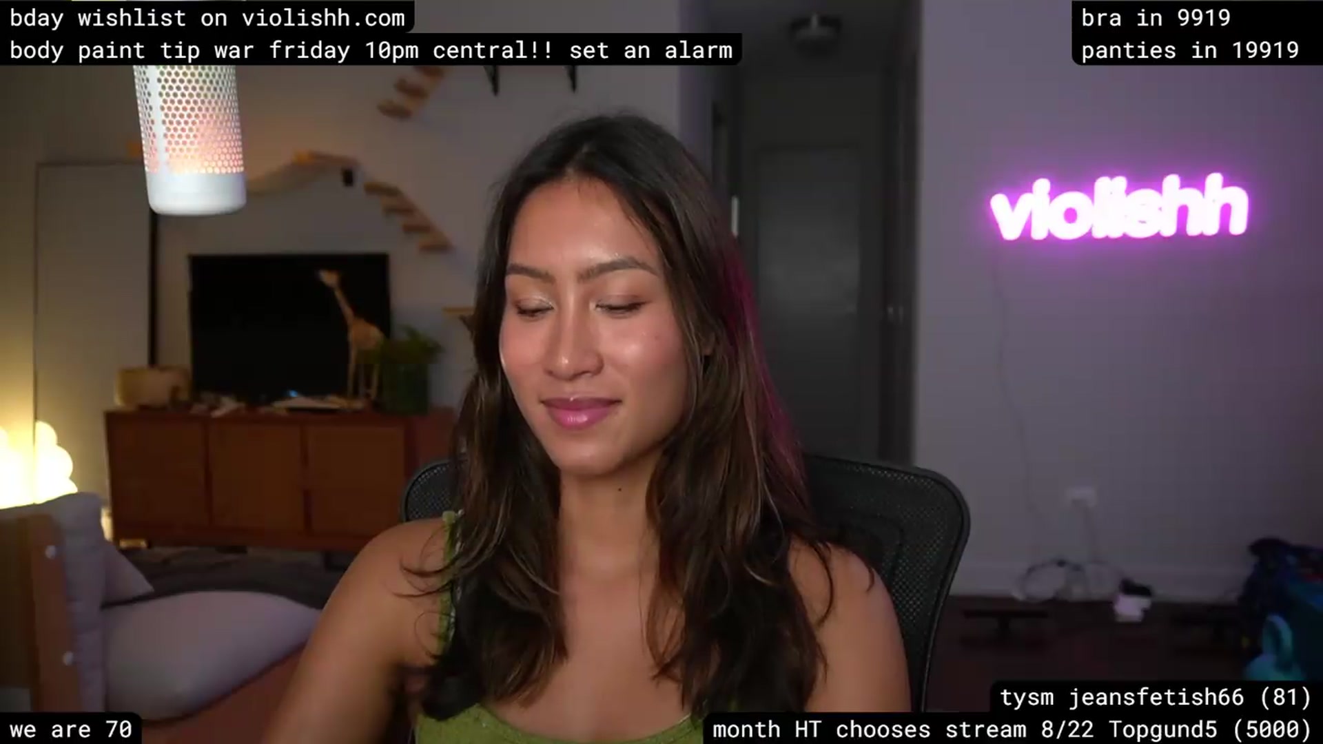 Gallery image thumbnail from violishh's myfreecams stream on, 08/13/2026, 07:26 image 9 of 20